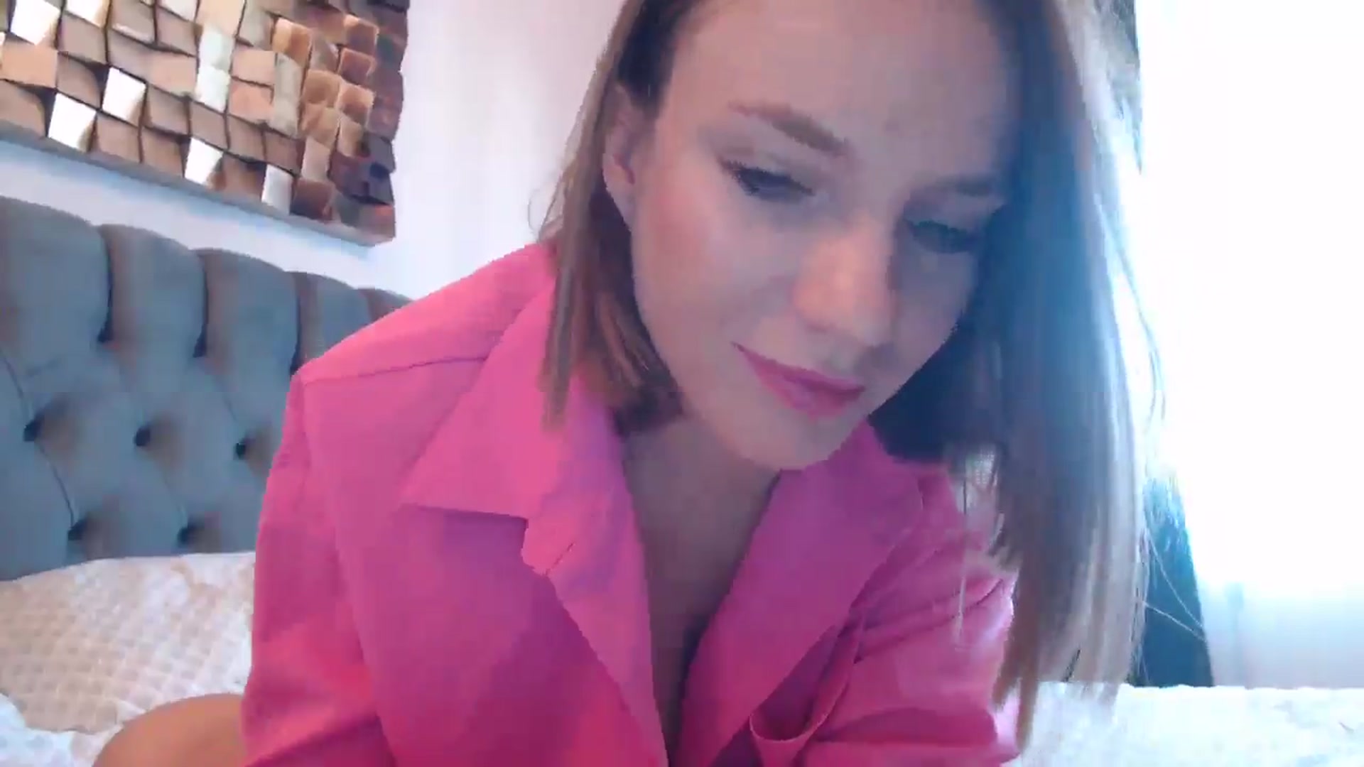 Gallery image thumbnail from ABABAB1's myfreecams stream on, 12/15/2024, 10:23 image 15 of 20