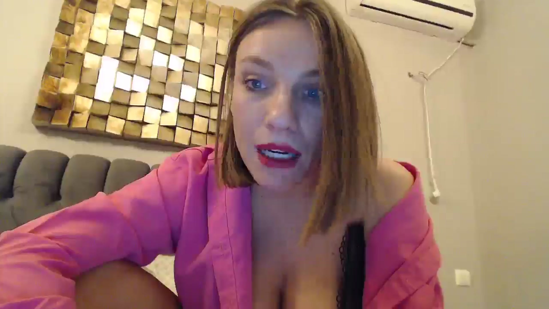 Gallery image thumbnail from ABABAB1's myfreecams stream on, 12/15/2024, 15:28 image 11 of 20