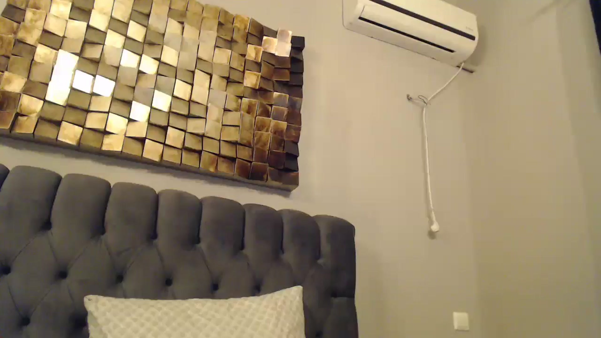 Gallery image thumbnail from ABABAB1's myfreecams stream on, 12/15/2024, 15:28 image 19 of 20