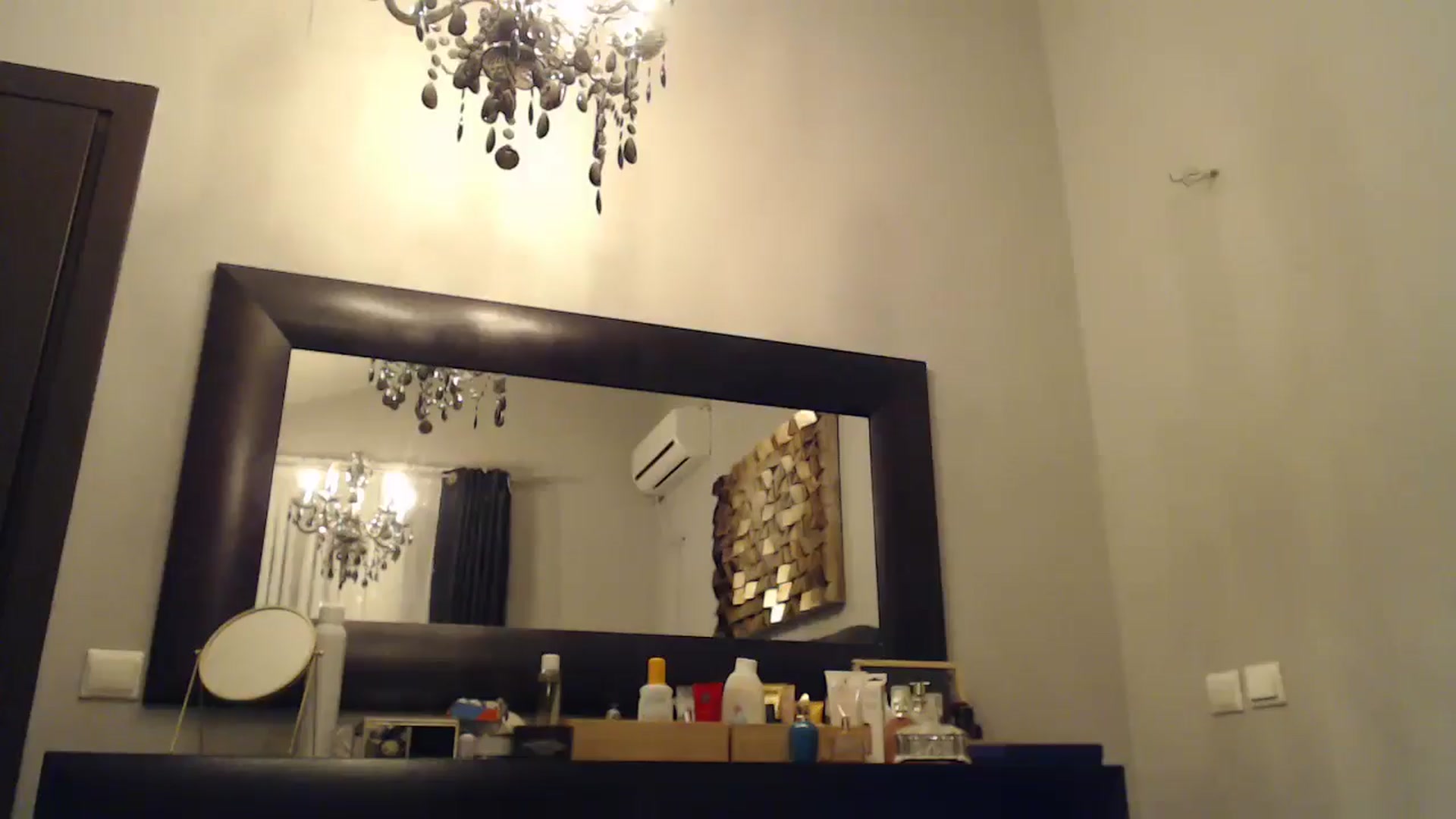 Gallery image thumbnail from ABABAB1's myfreecams stream on, 12/18/2024, 18:11 image 15 of 20