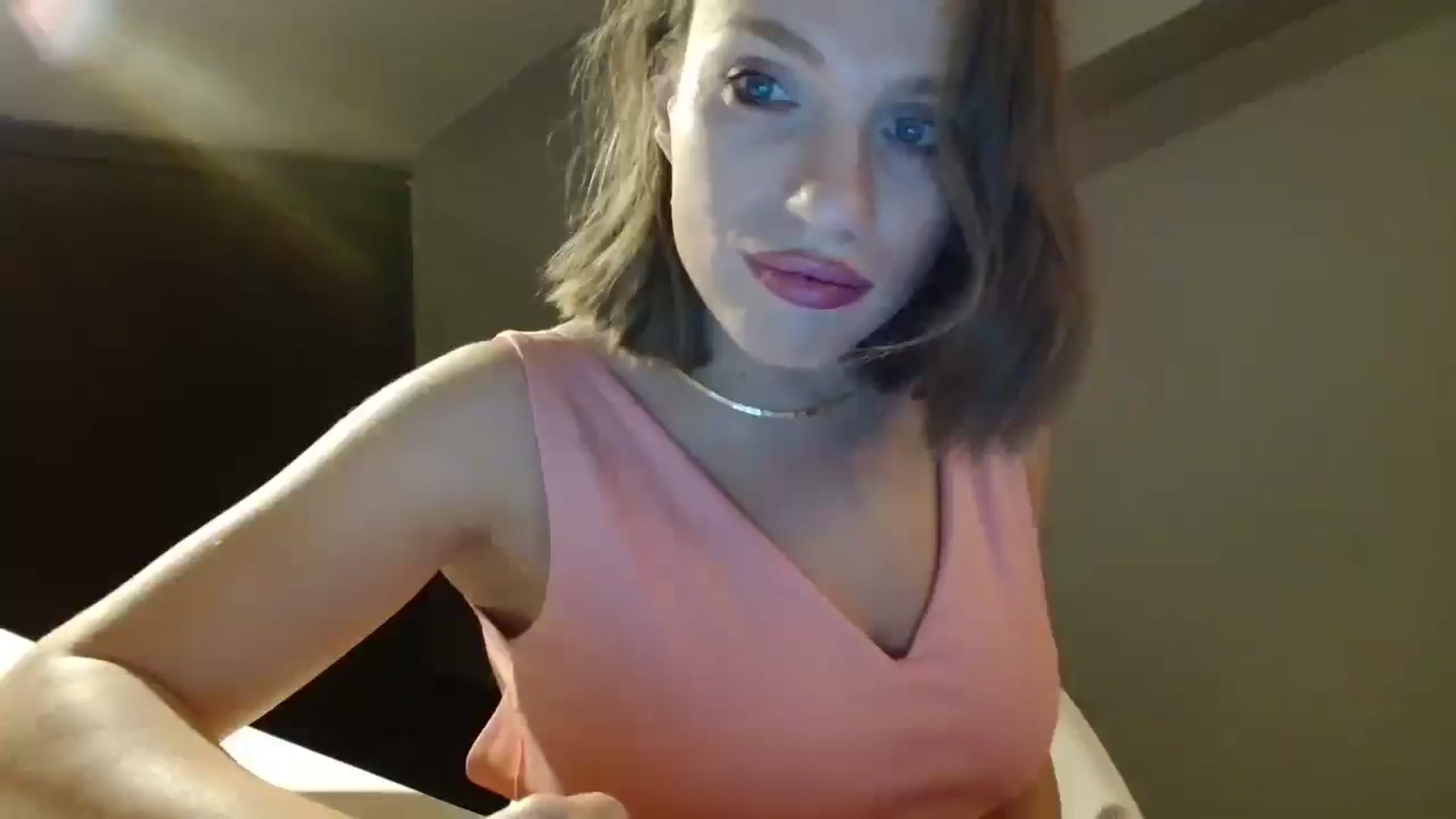Gallery image thumbnail from ABABAB1's myfreecams stream on, 12/23/2024, 21:16 image 5 of 20