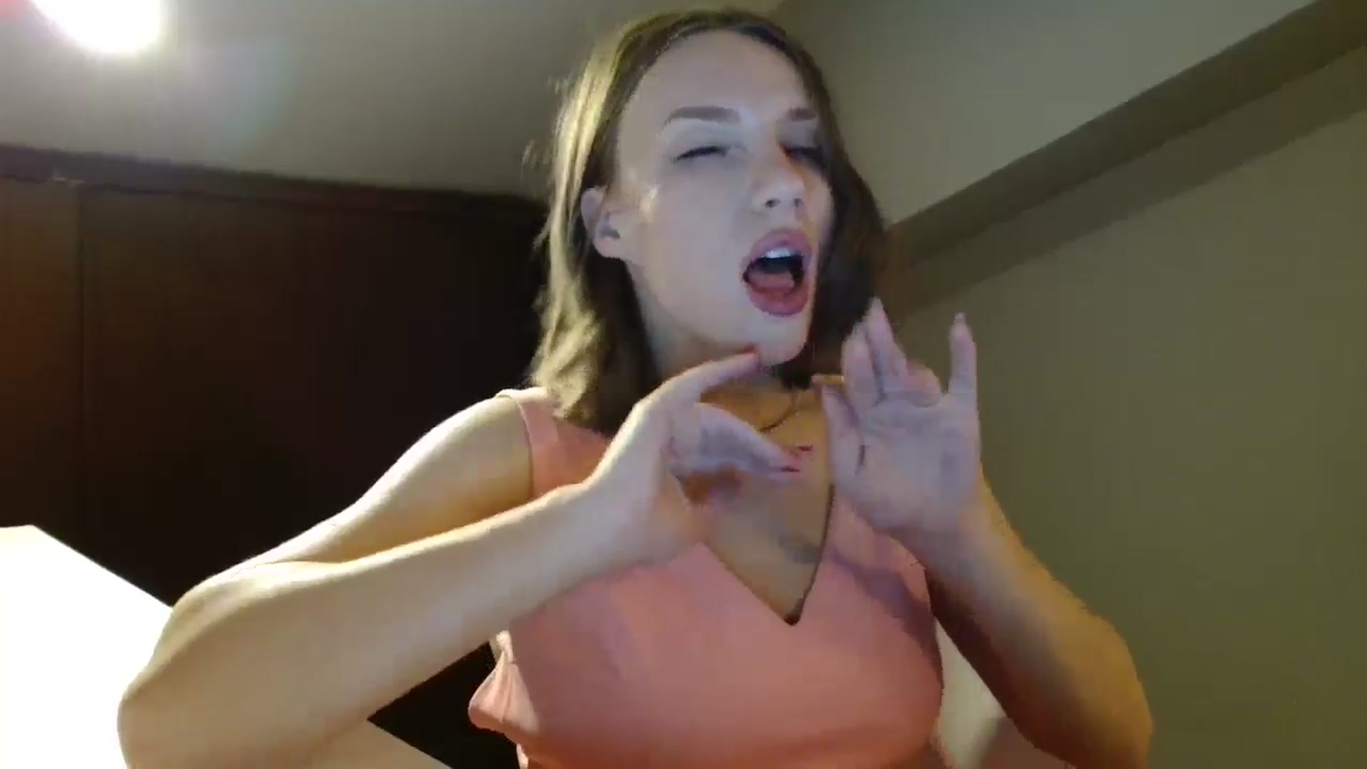 Gallery image thumbnail from ABABAB1's myfreecams stream on, 12/23/2024, 23:00 image 16 of 20