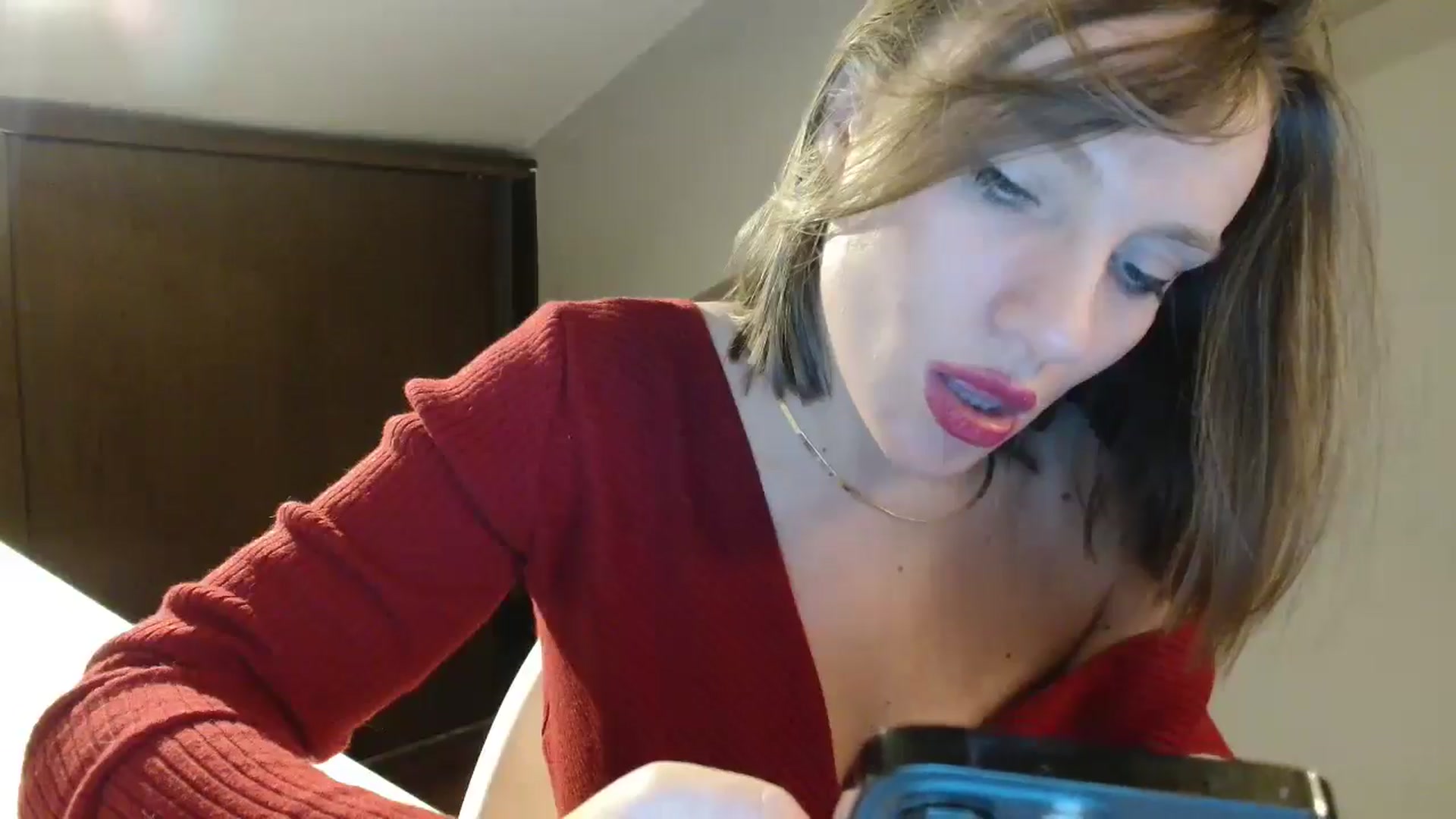 Gallery image thumbnail from ABABAB1's myfreecams stream on, 12/24/2024, 15:53 image 6 of 20