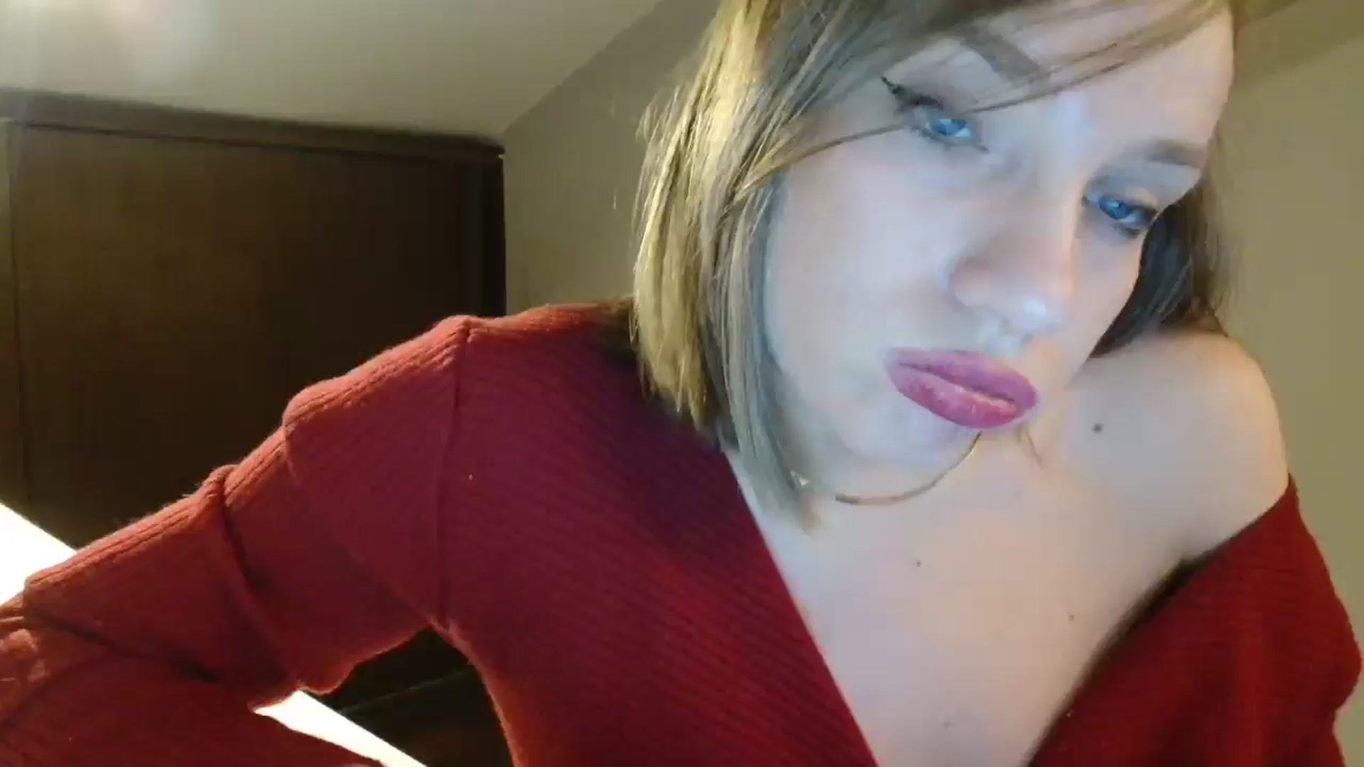 Gallery image thumbnail from ABABAB1's myfreecams stream on, 12/24/2024, 15:53 image 5 of 20
