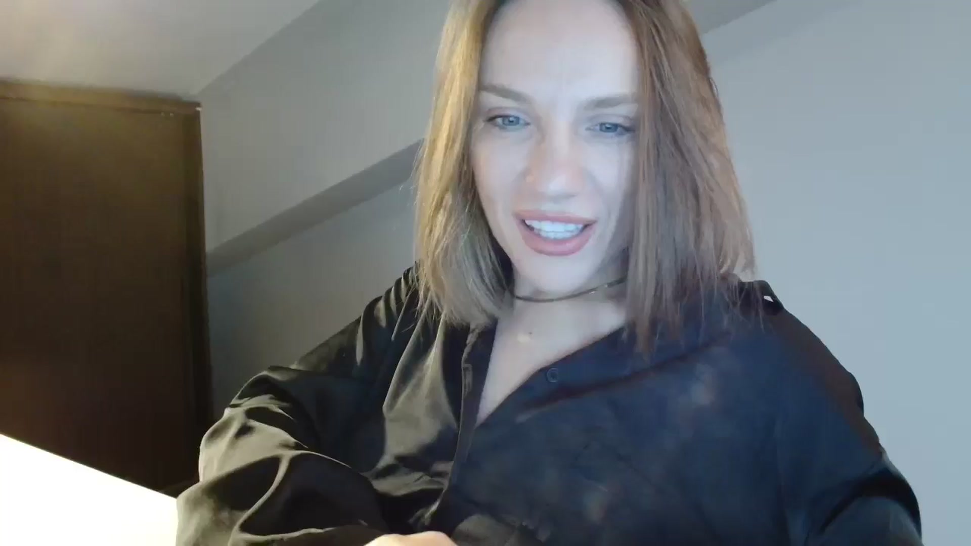 Gallery image thumbnail from ABABAB1's myfreecams stream on, 12/30/2024, 10:56 image 3 of 20