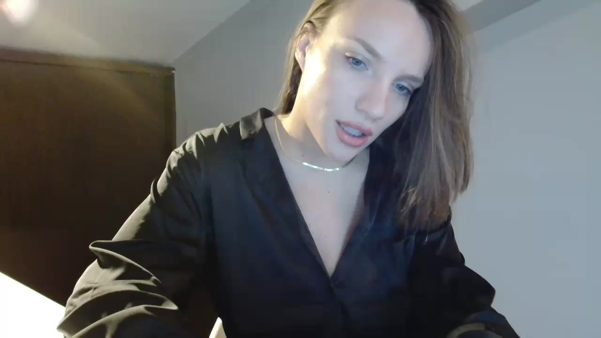Gallery image thumbnail from ABABAB1's myfreecams stream on, 12/30/2024, 10:56 image 5 of 20