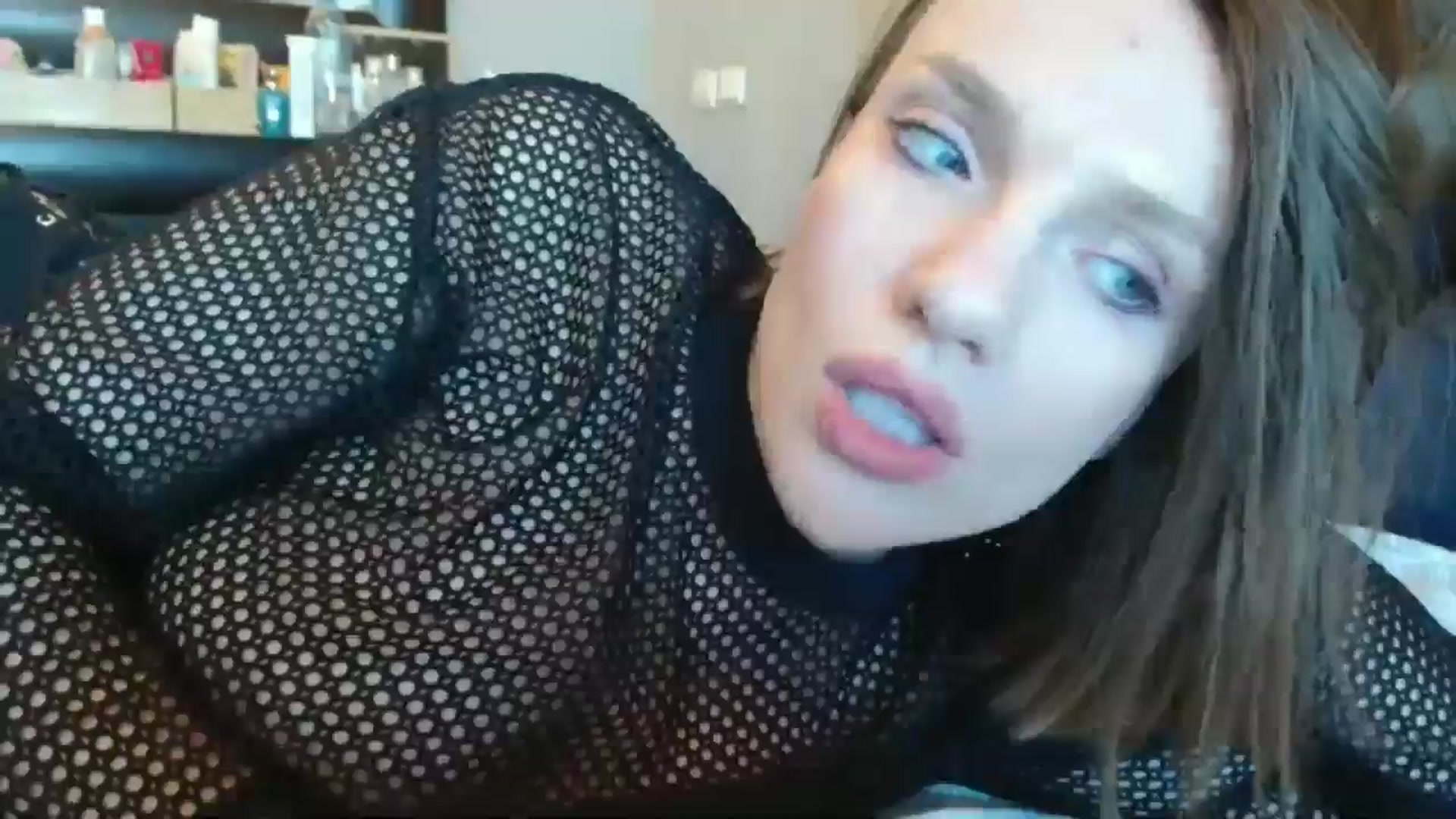 Gallery image thumbnail from ABABAB1's myfreecams stream on, 01/04/2025, 13:09 image 4 of 20