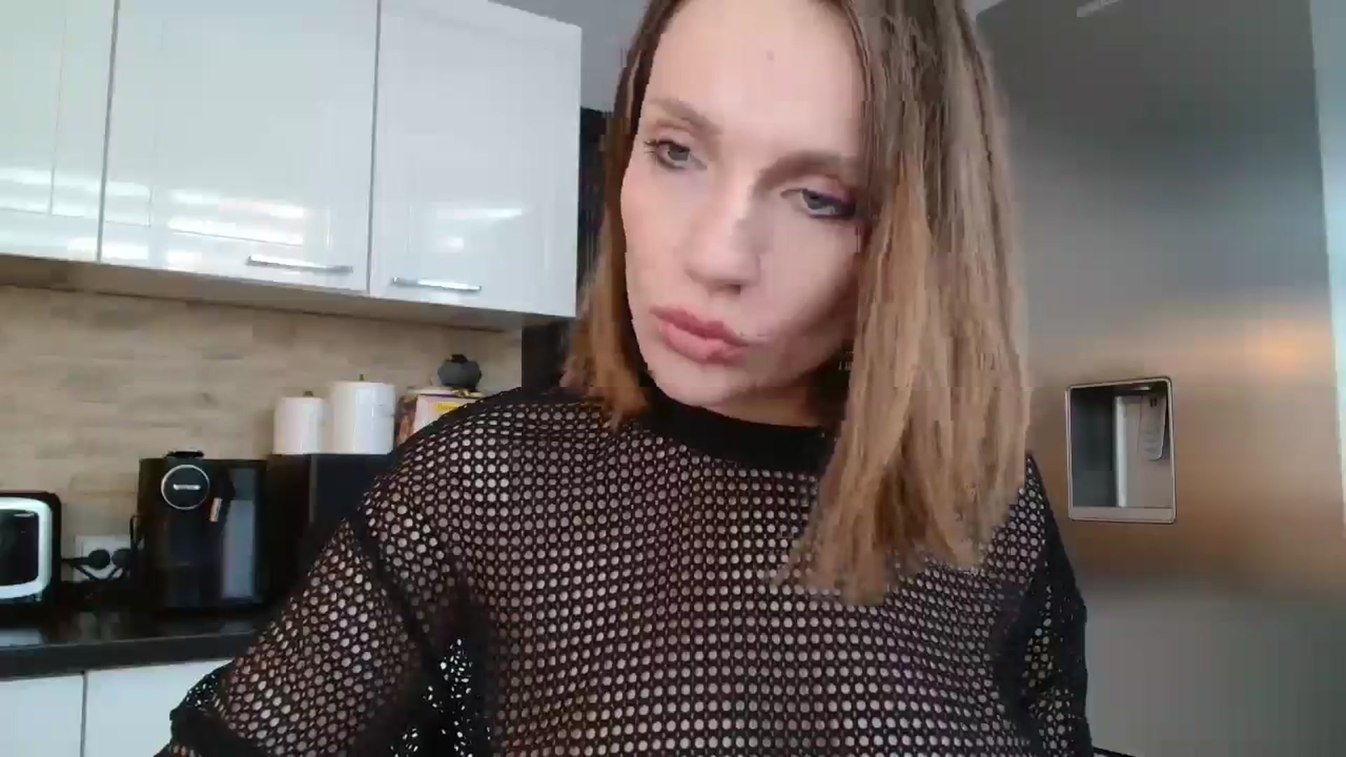 Gallery image thumbnail from ABABAB1's myfreecams stream on, 01/04/2025, 13:09 image 19 of 20