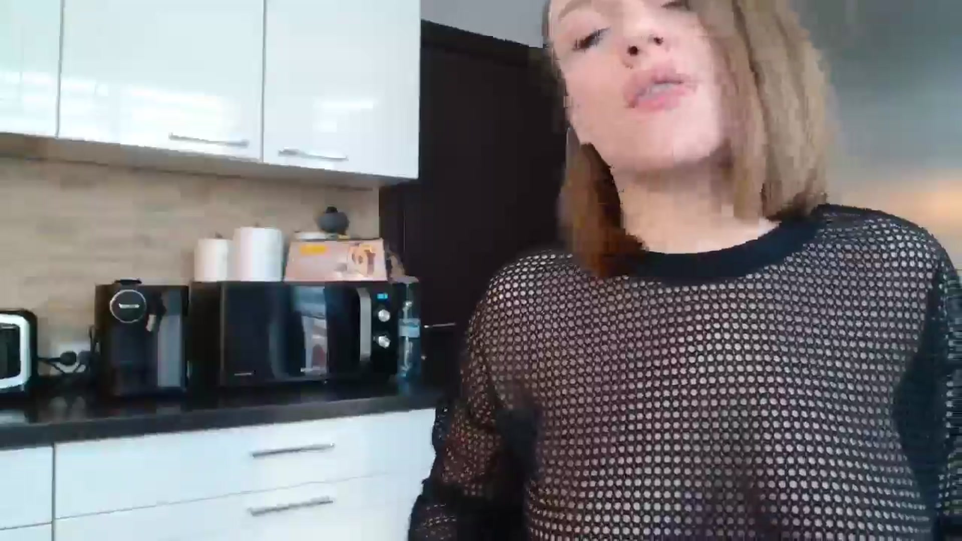 Gallery image thumbnail from ABABAB1's myfreecams stream on, 01/04/2025, 13:53 image 7 of 20