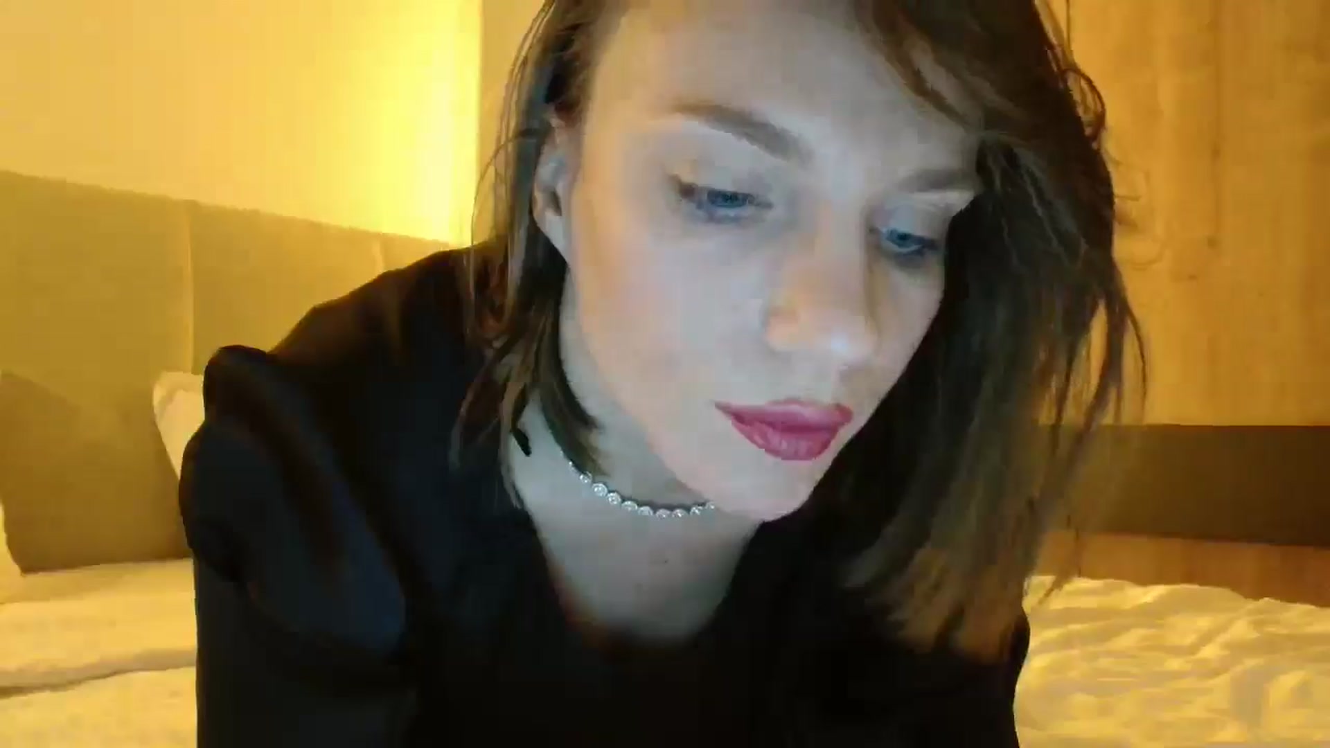 Gallery image thumbnail from ABABAB1's myfreecams stream on, 01/06/2025, 18:59 image 14 of 20