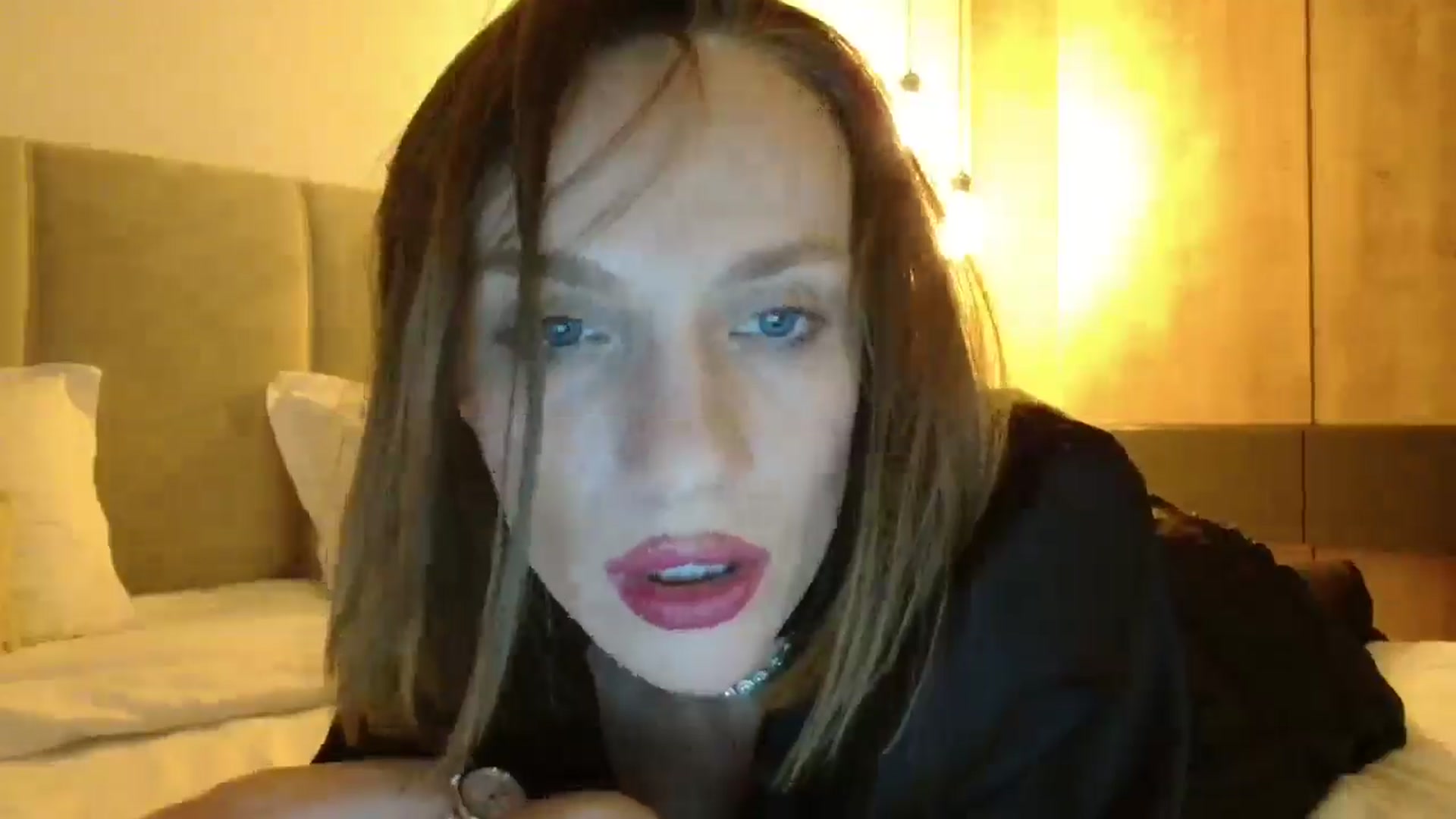 Gallery image thumbnail from ABABAB1's myfreecams stream on, 01/06/2025, 18:59 image 2 of 20