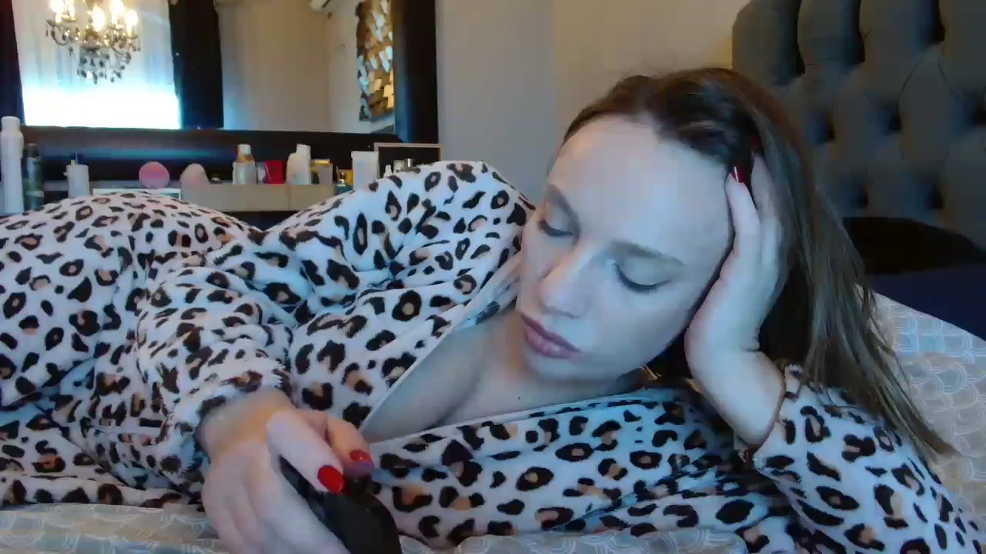 Gallery image thumbnail from ABABAB1's myfreecams stream on, 01/11/2025, 11:20 image 11 of 20