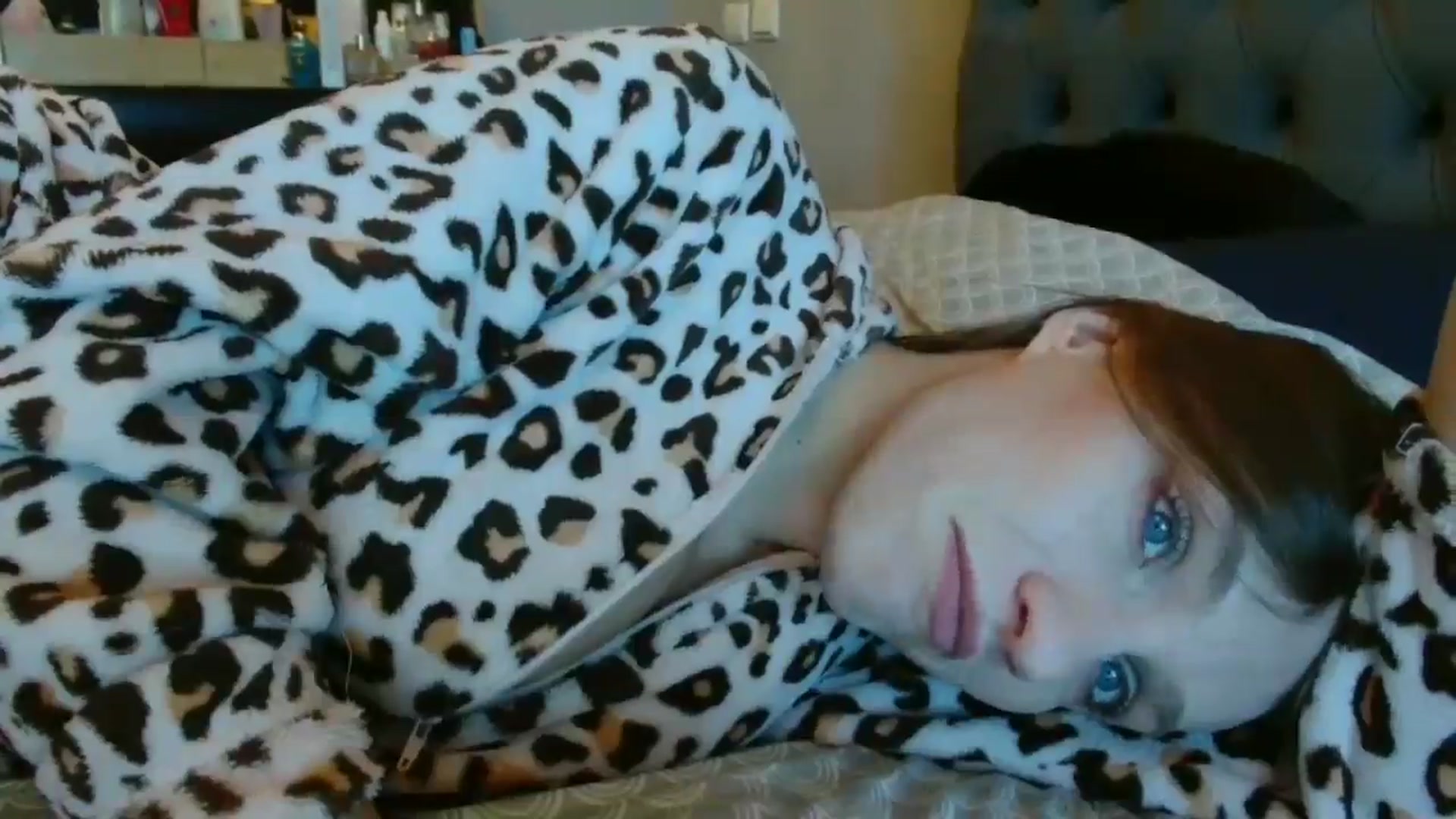 Gallery image thumbnail from ABABAB1's myfreecams stream on, 01/11/2025, 11:20 image 16 of 20
