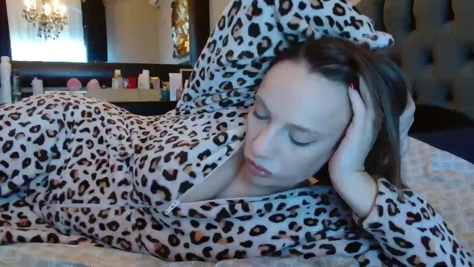Gallery image thumbnail from ABABAB1's myfreecams stream on, 01/11/2025, 11:20 image 9 of 20