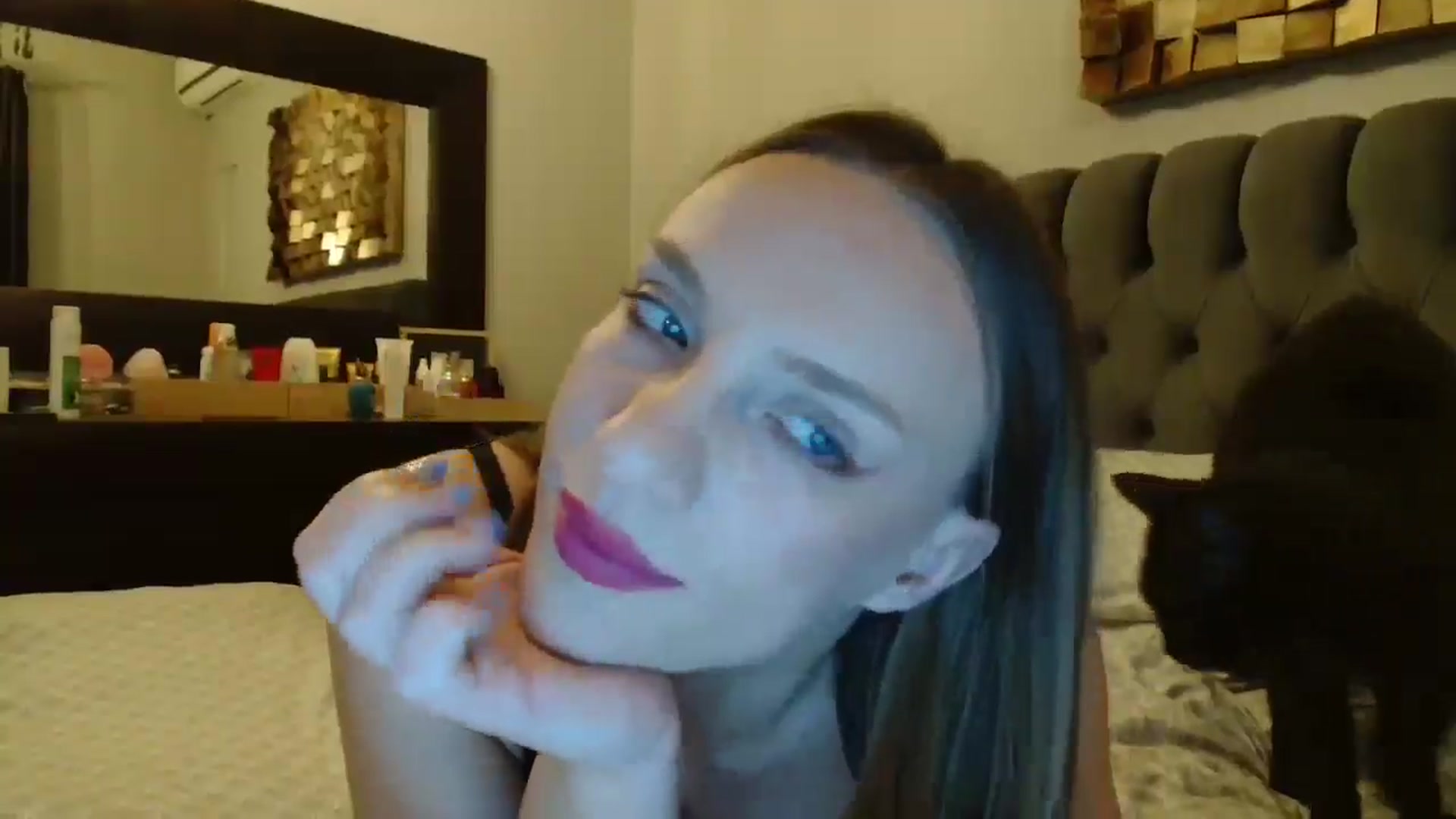 Gallery image thumbnail from ABABAB1's myfreecams stream on, 01/15/2025, 19:38 image 2 of 20