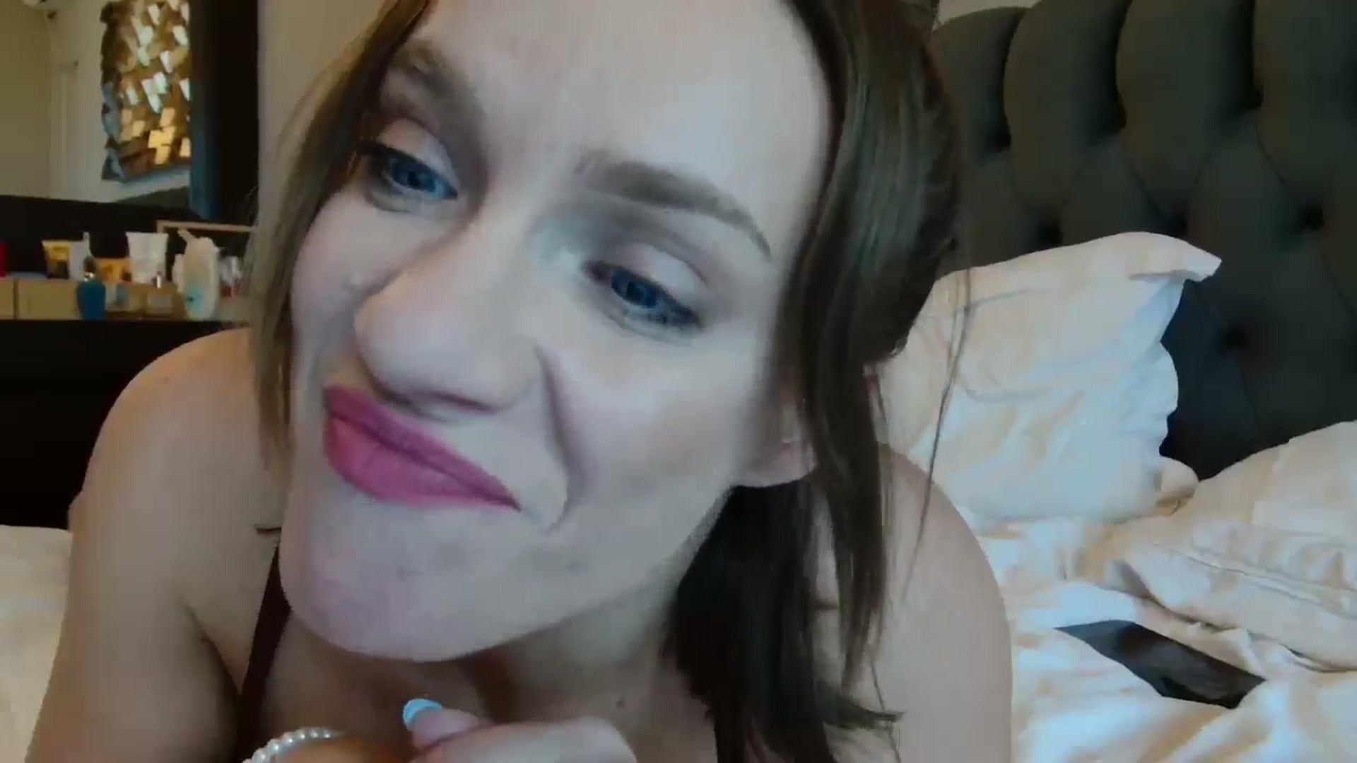 Gallery image thumbnail from ABABAB1's myfreecams stream on, 02/02/2025, 09:58 image 13 of 20