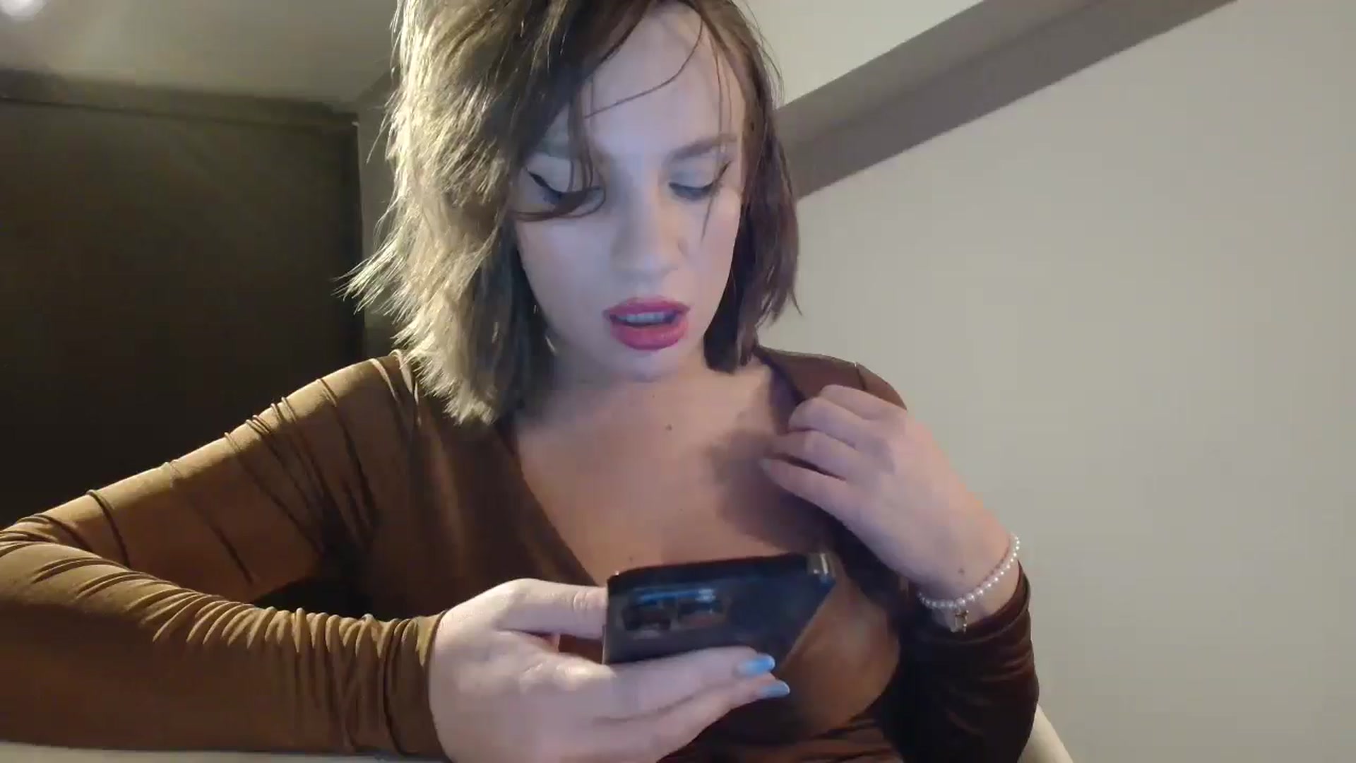 Gallery image thumbnail from ABABAB1's myfreecams stream on, 02/05/2025, 20:11 image 5 of 20