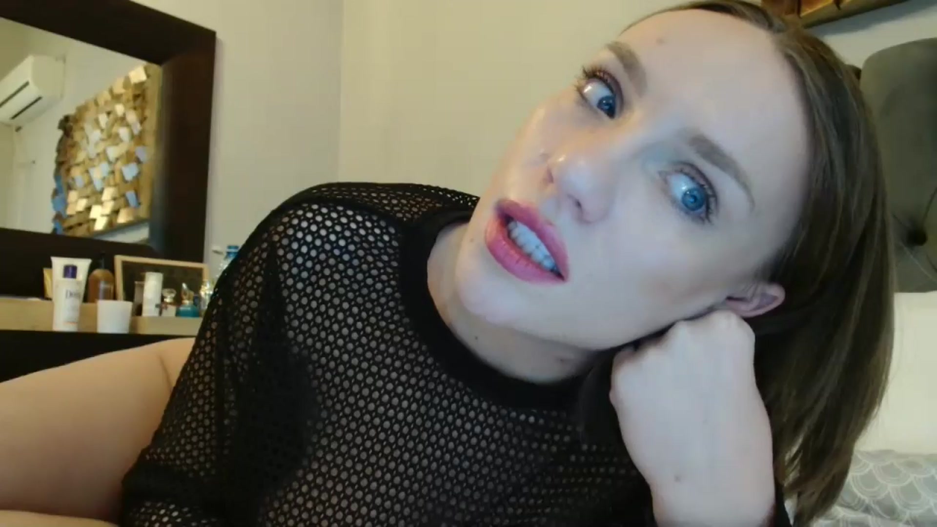 Gallery image thumbnail from ABABAB1's myfreecams stream on, 03/01/2025, 07:41 image 5 of 20