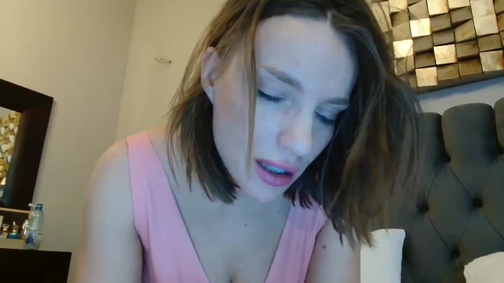 Gallery image thumbnail from ABABAB1's myfreecams stream on, 03/01/2025, 09:56 image 2 of 20