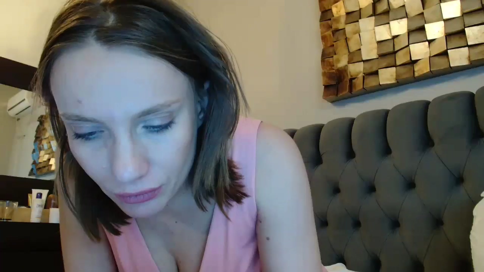 Gallery image thumbnail from ABABAB1's myfreecams stream on, 03/01/2025, 10:53 image 2 of 20