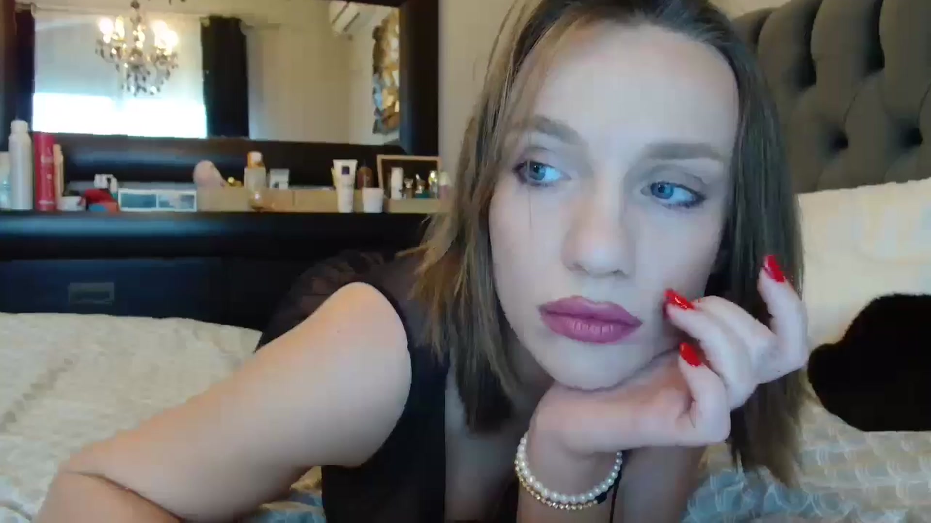 Gallery image thumbnail from ABABAB1's myfreecams stream on, 03/02/2025, 11:33 image 3 of 20