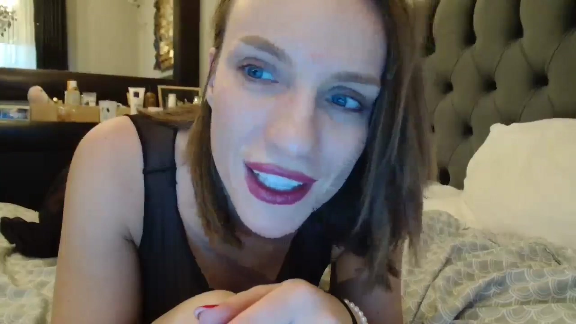 Gallery image thumbnail from ABABAB1's myfreecams stream on, 03/02/2025, 15:23 image 6 of 20