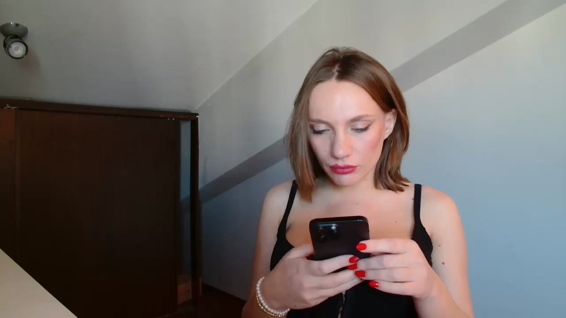 Gallery image thumbnail from ABABAB1's myfreecams stream on, 03/08/2025, 08:50 image 7 of 20