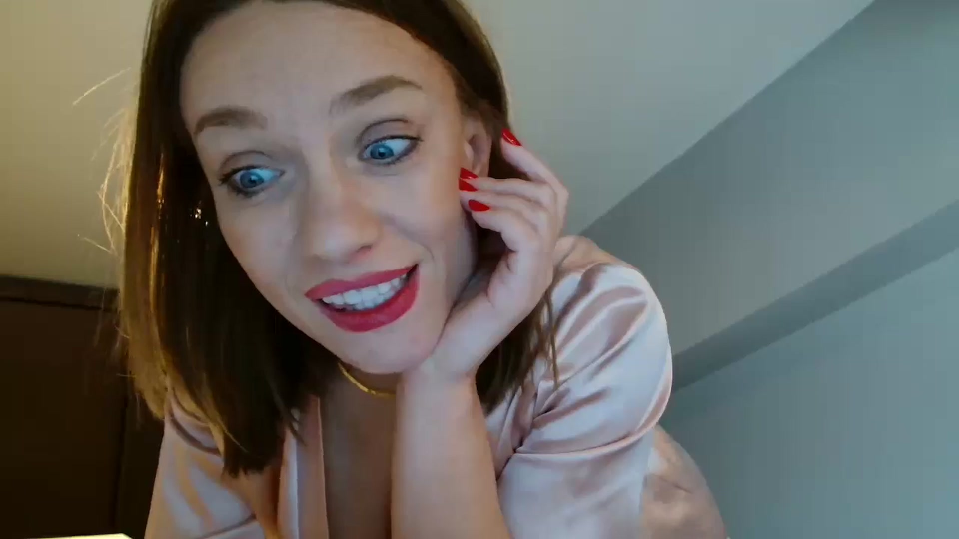 Gallery image thumbnail from ABABAB1's myfreecams stream on, 04/13/2025, 07:26 image 15 of 20
