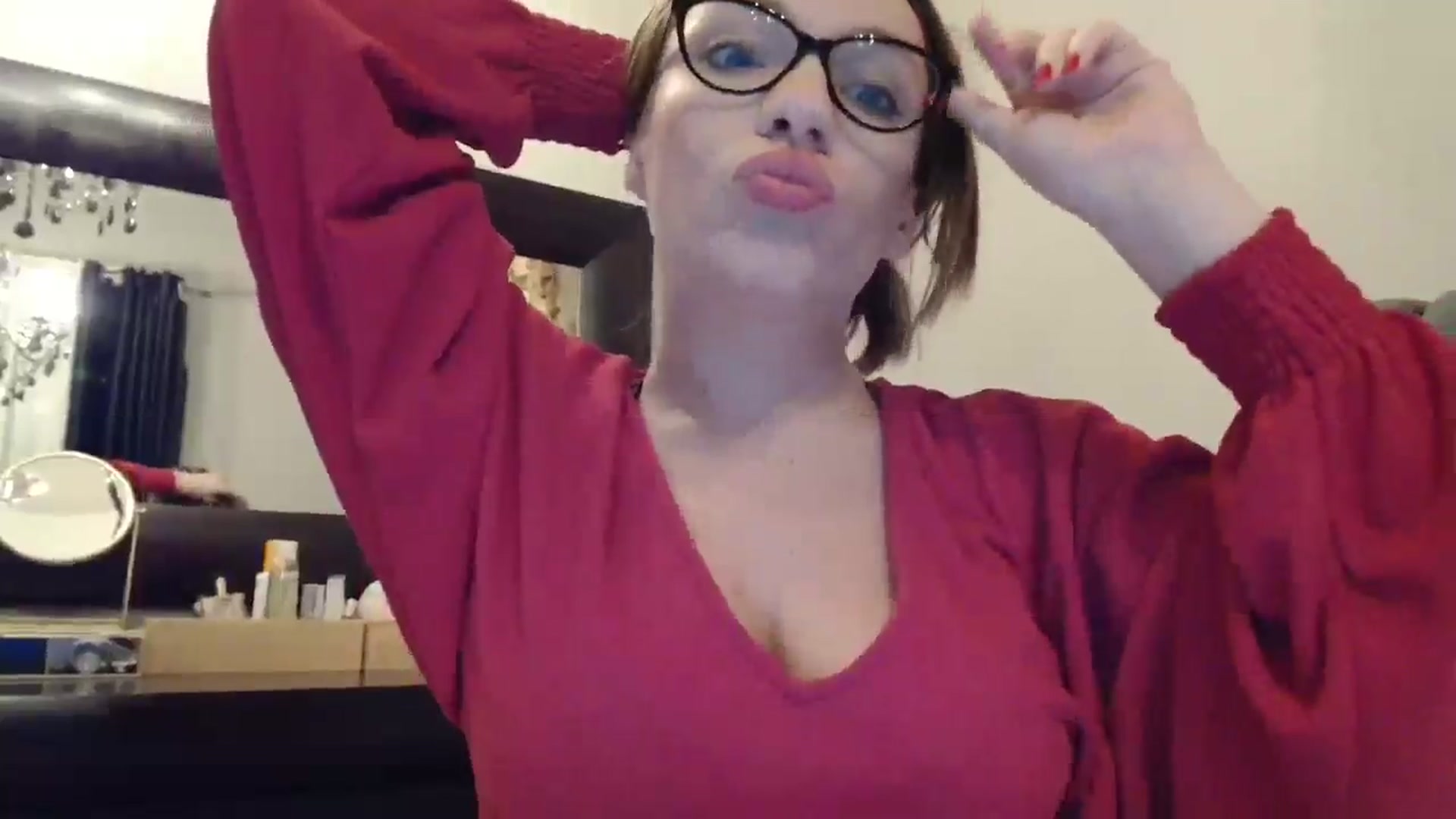 Gallery image thumbnail from ABABAB1's myfreecams stream on, 04/18/2025, 16:49 image 10 of 20
