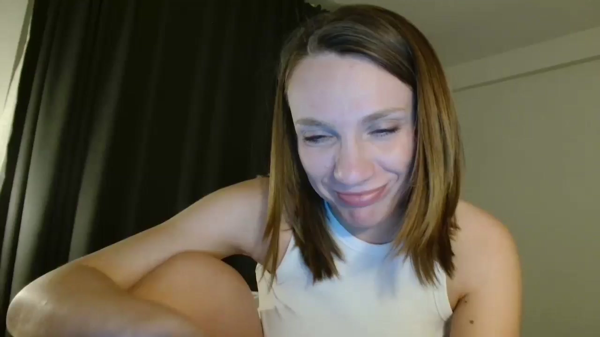 Gallery image thumbnail from ABABAB1's myfreecams stream on, 05/14/2025, 20:47 image 17 of 20