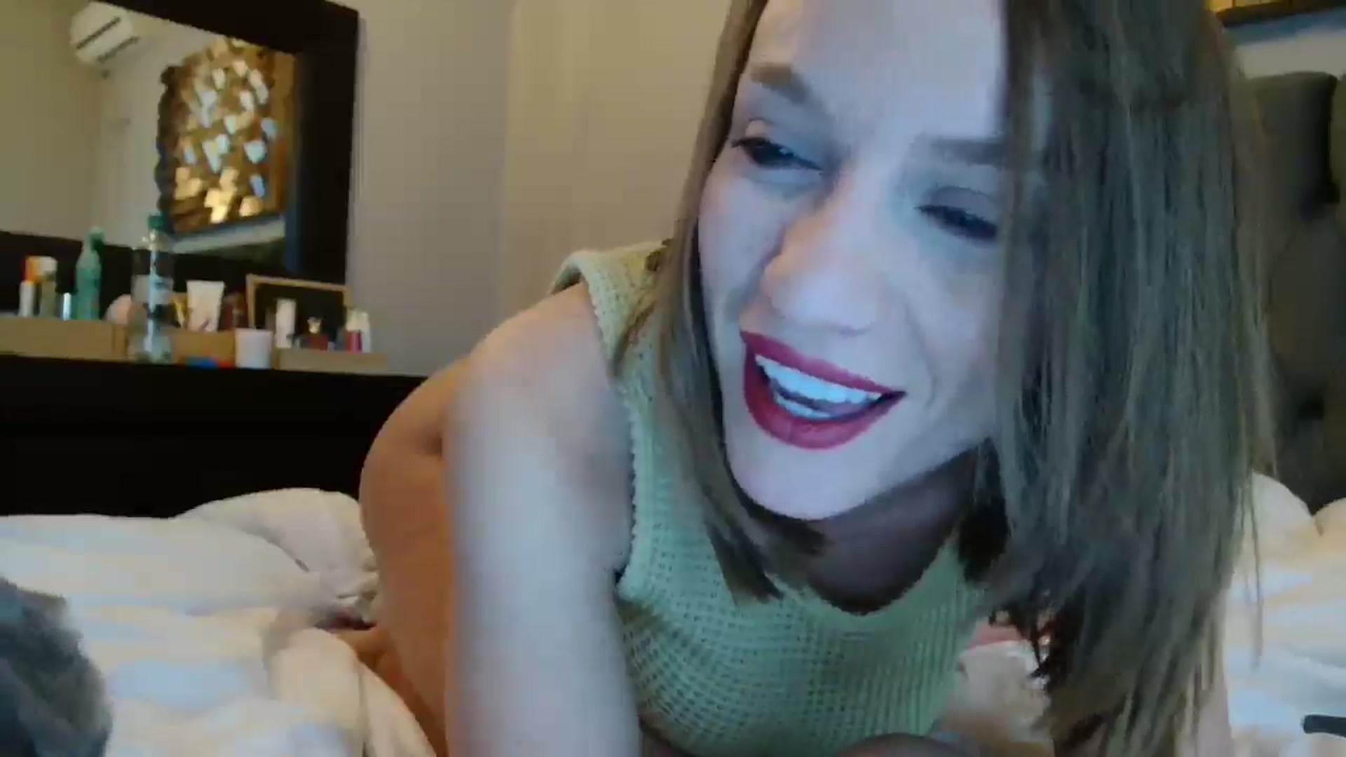 Gallery image thumbnail from ABABAB1's myfreecams stream on, 05/17/2025, 07:18 image 12 of 20