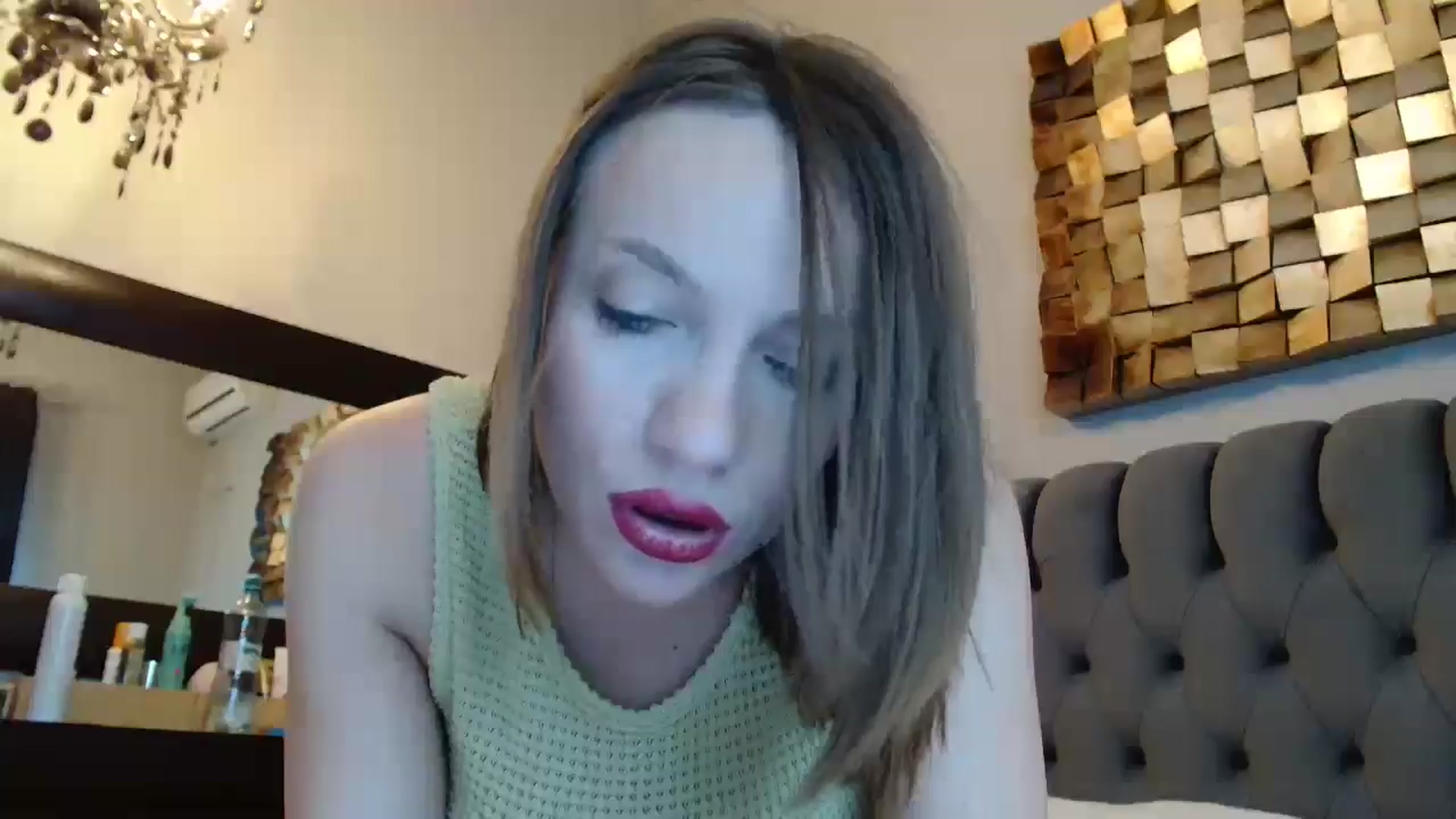 Gallery image thumbnail from ABABAB1's myfreecams stream on, 05/17/2025, 07:18 image 15 of 20