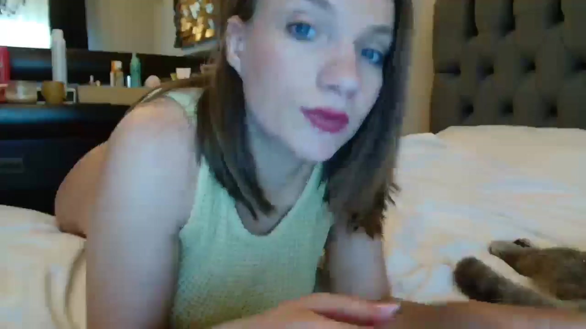 Gallery image thumbnail from ABABAB1's myfreecams stream on, 05/17/2025, 09:46 image 3 of 20