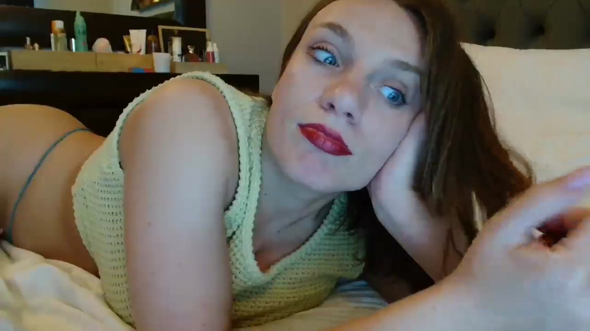 Gallery image thumbnail from ABABAB1's myfreecams stream on, 05/17/2025, 12:20 image 9 of 20