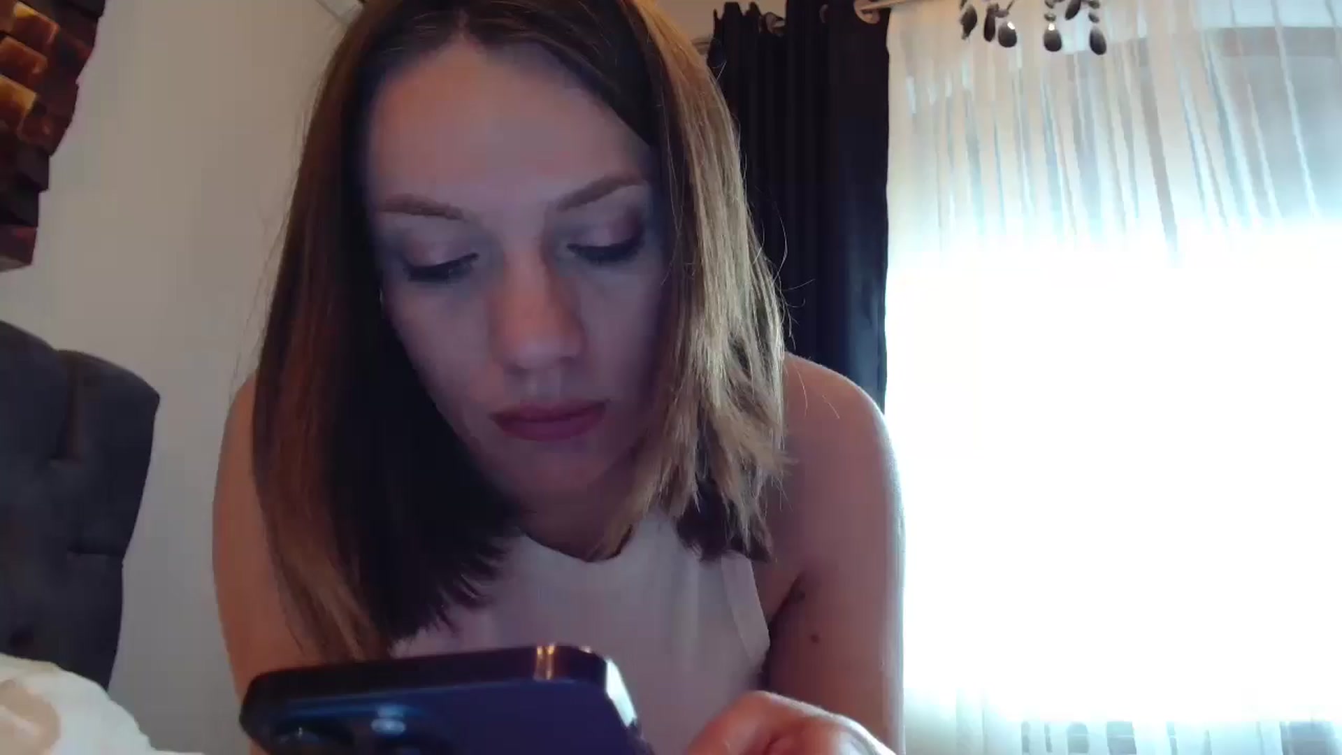 Gallery image thumbnail from ABABAB1's myfreecams stream on, 05/24/2025, 09:11 image 17 of 20