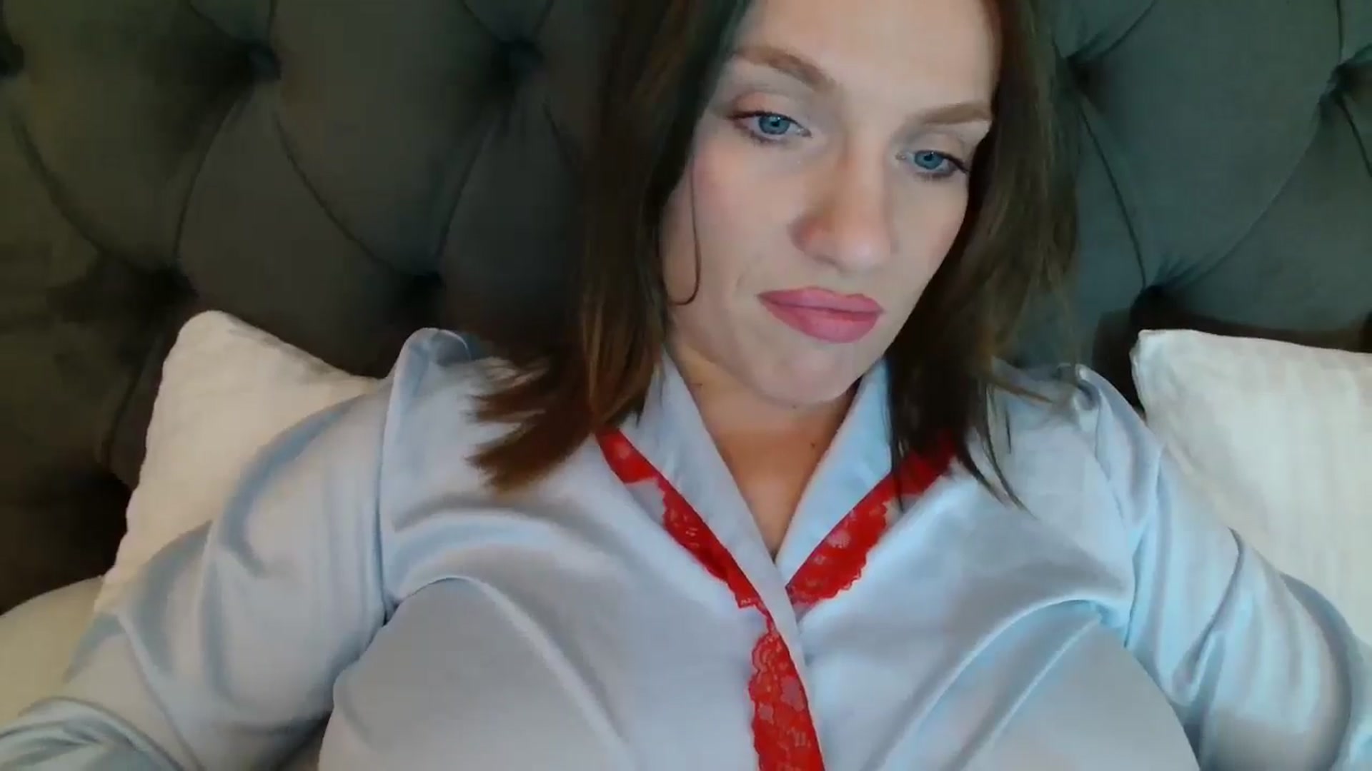Gallery image thumbnail from ABABAB1's myfreecams stream on, 05/25/2025, 16:10 image 13 of 20