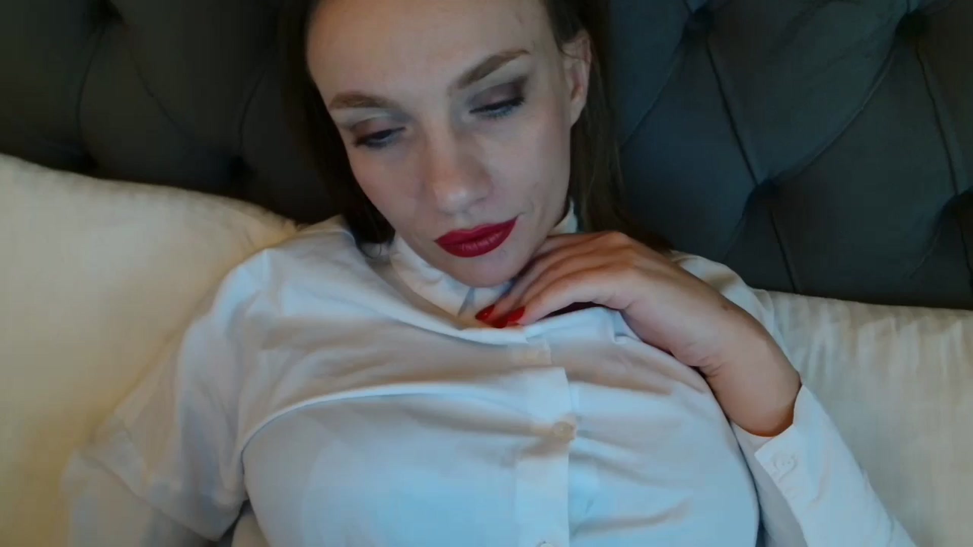 Gallery image thumbnail from ABABAB1's myfreecams stream on, 05/31/2025, 07:52 image 5 of 20