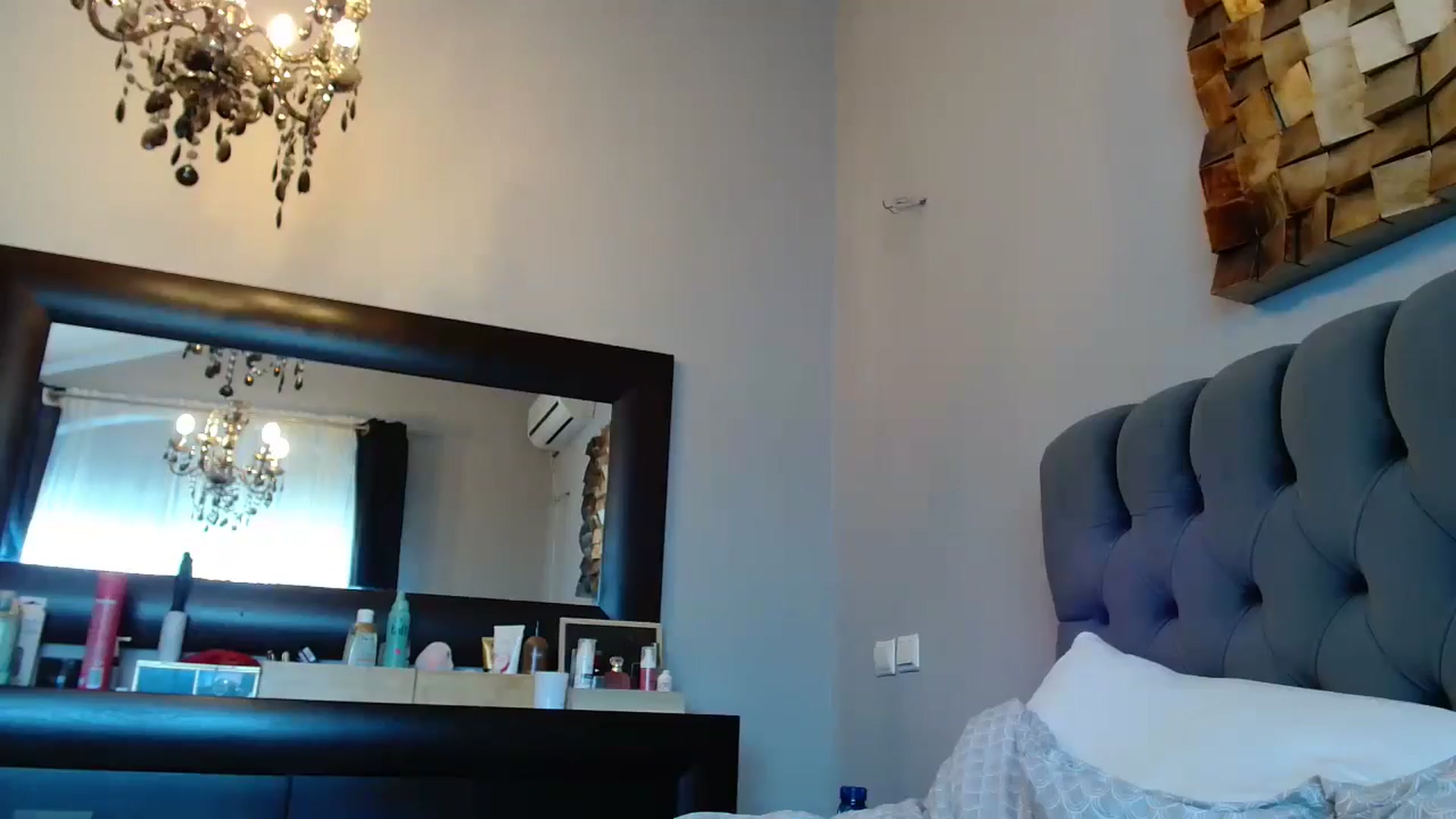 Gallery image thumbnail from ABABAB1's myfreecams stream on, 06/01/2025, 07:25 image 19 of 20
