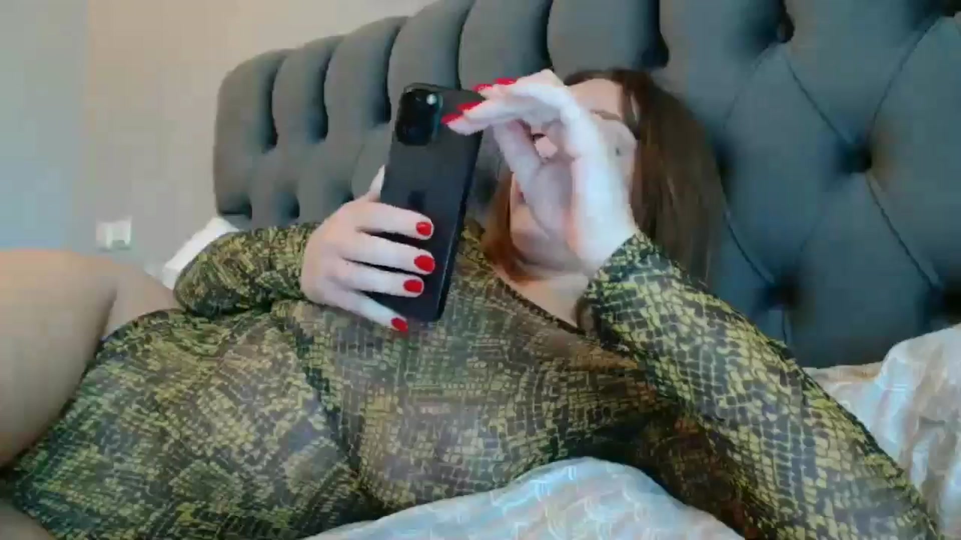 Gallery image thumbnail from ABABAB1's myfreecams stream on, 06/01/2025, 07:25 image 6 of 20