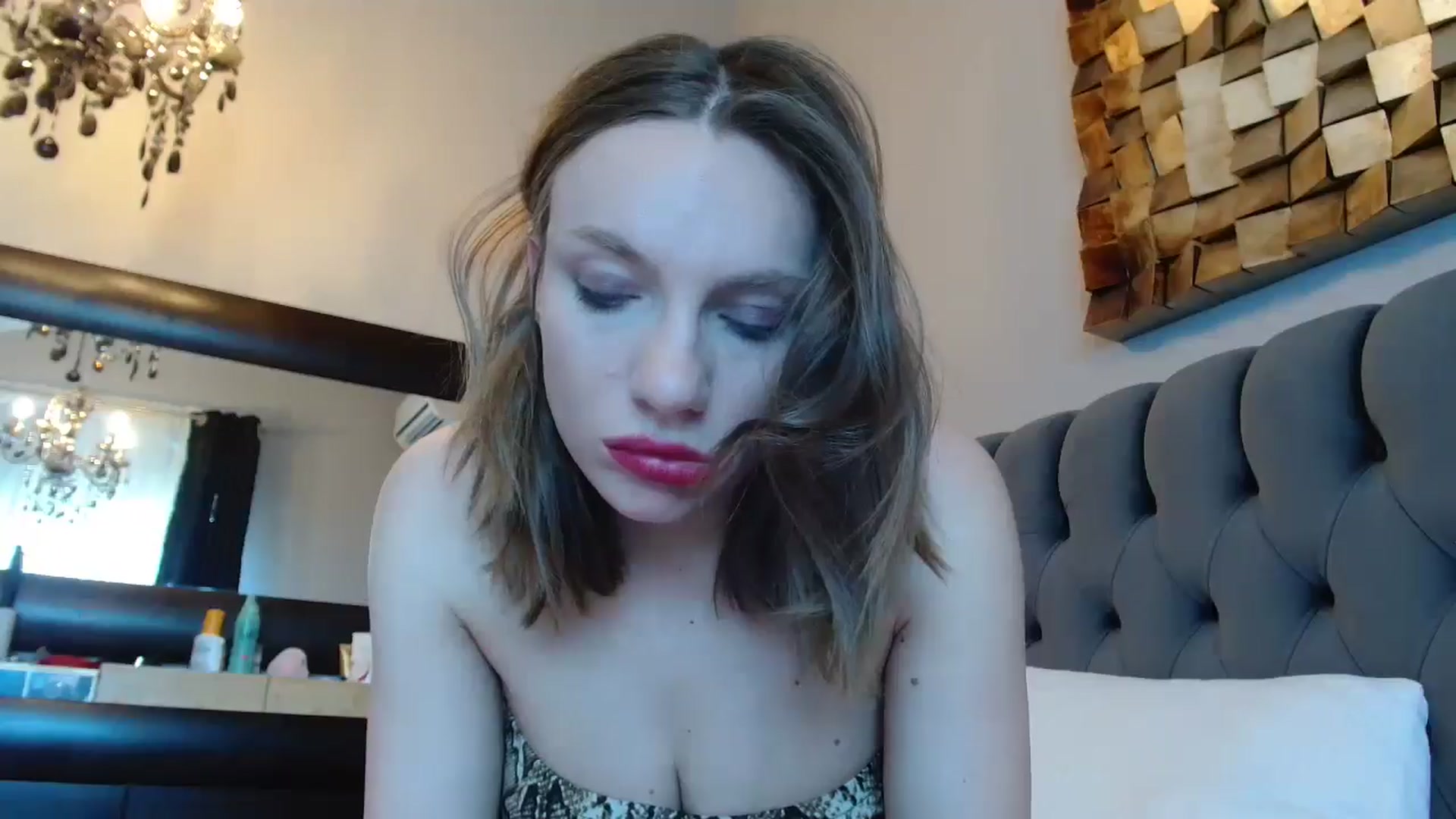 Gallery image thumbnail from ABABAB1's myfreecams stream on, 06/08/2025, 08:37 image 8 of 20