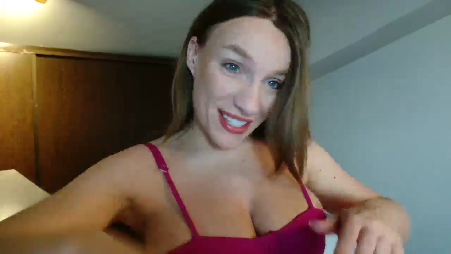 Gallery image thumbnail from ABABAB1's myfreecams stream on, 06/09/2025, 17:34 image 3 of 20
