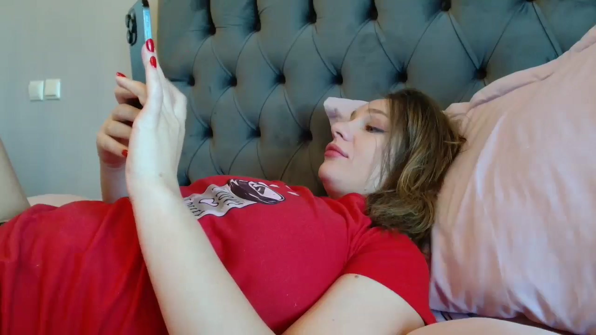 Gallery image thumbnail from ABABAB1's myfreecams stream on, 06/15/2025, 12:14 image 19 of 20