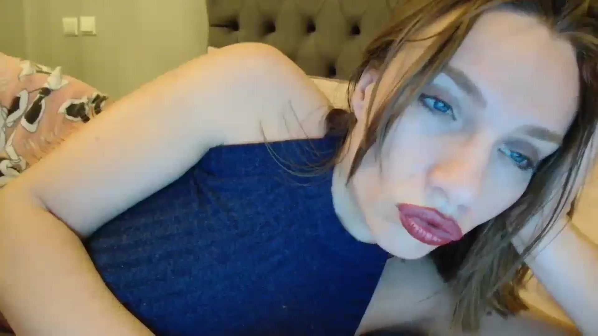 Gallery image thumbnail from ABABAB1's myfreecams stream on, 06/20/2025, 20:08 image 15 of 20