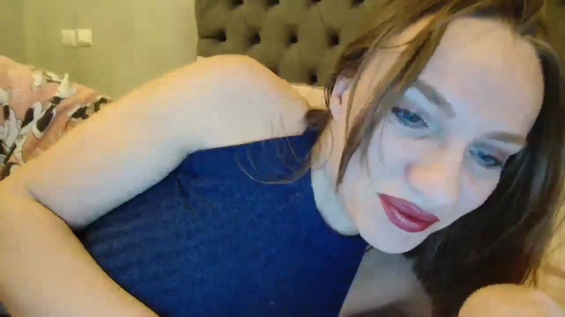 Gallery image thumbnail from ABABAB1's myfreecams stream on, 06/20/2025, 20:08 image 16 of 20