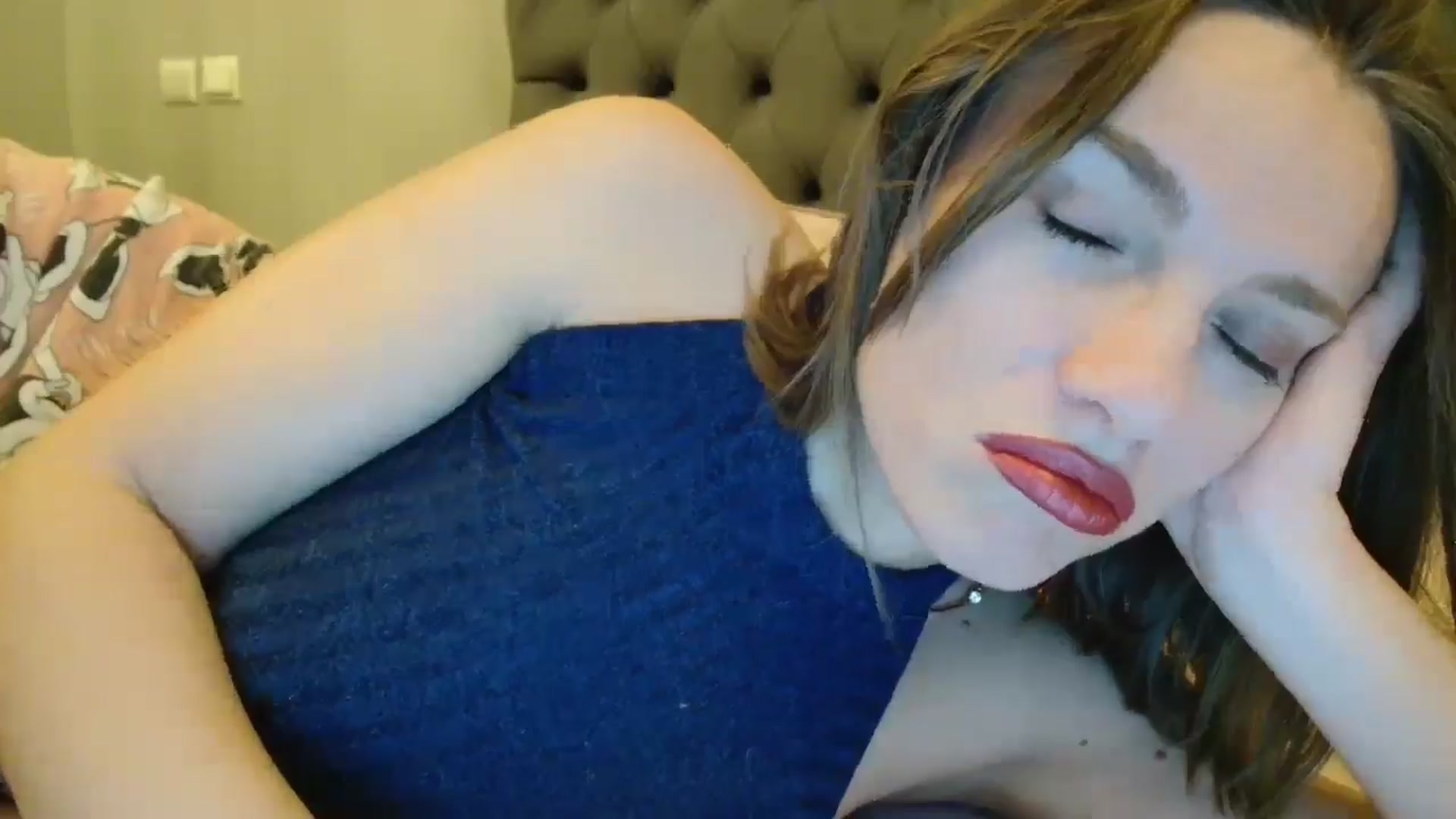 Gallery image thumbnail from ABABAB1's myfreecams stream on, 06/20/2025, 20:08 image 12 of 20