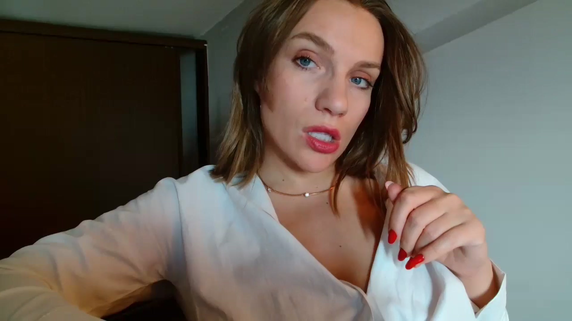 Gallery image thumbnail from ABABAB1's myfreecams stream on, 06/21/2025, 15:34 image 13 of 20