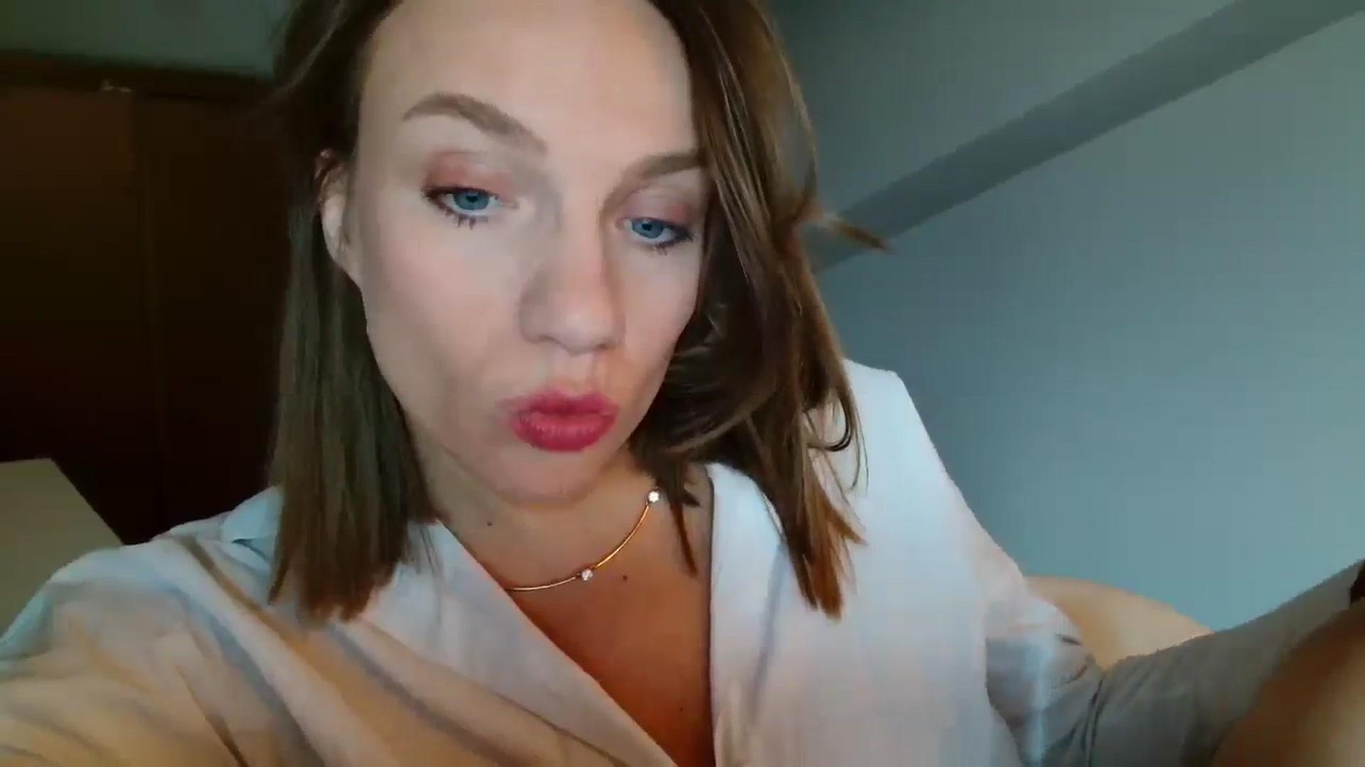 Gallery image thumbnail from ABABAB1's myfreecams stream on, 06/21/2025, 15:34 image 4 of 20