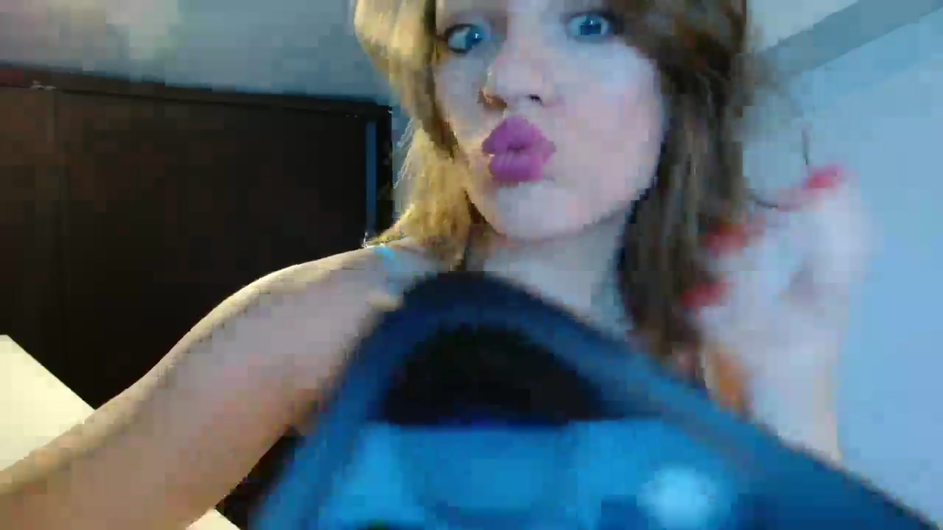 Gallery image thumbnail from ABABAB1's myfreecams stream on, 06/22/2025, 07:45 image 11 of 20
