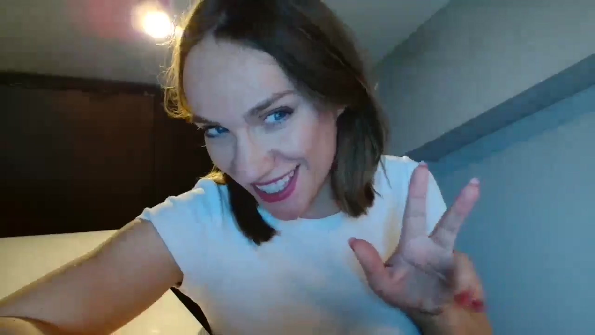 Gallery image thumbnail from ABABAB1's myfreecams stream on, 06/22/2025, 11:45 image 11 of 20