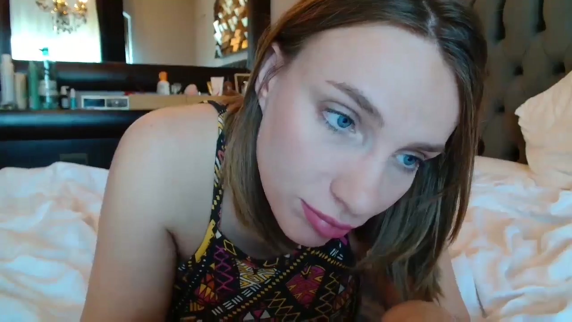 Gallery image thumbnail from ABABAB1's myfreecams stream on, 06/22/2025, 14:43 image 18 of 20